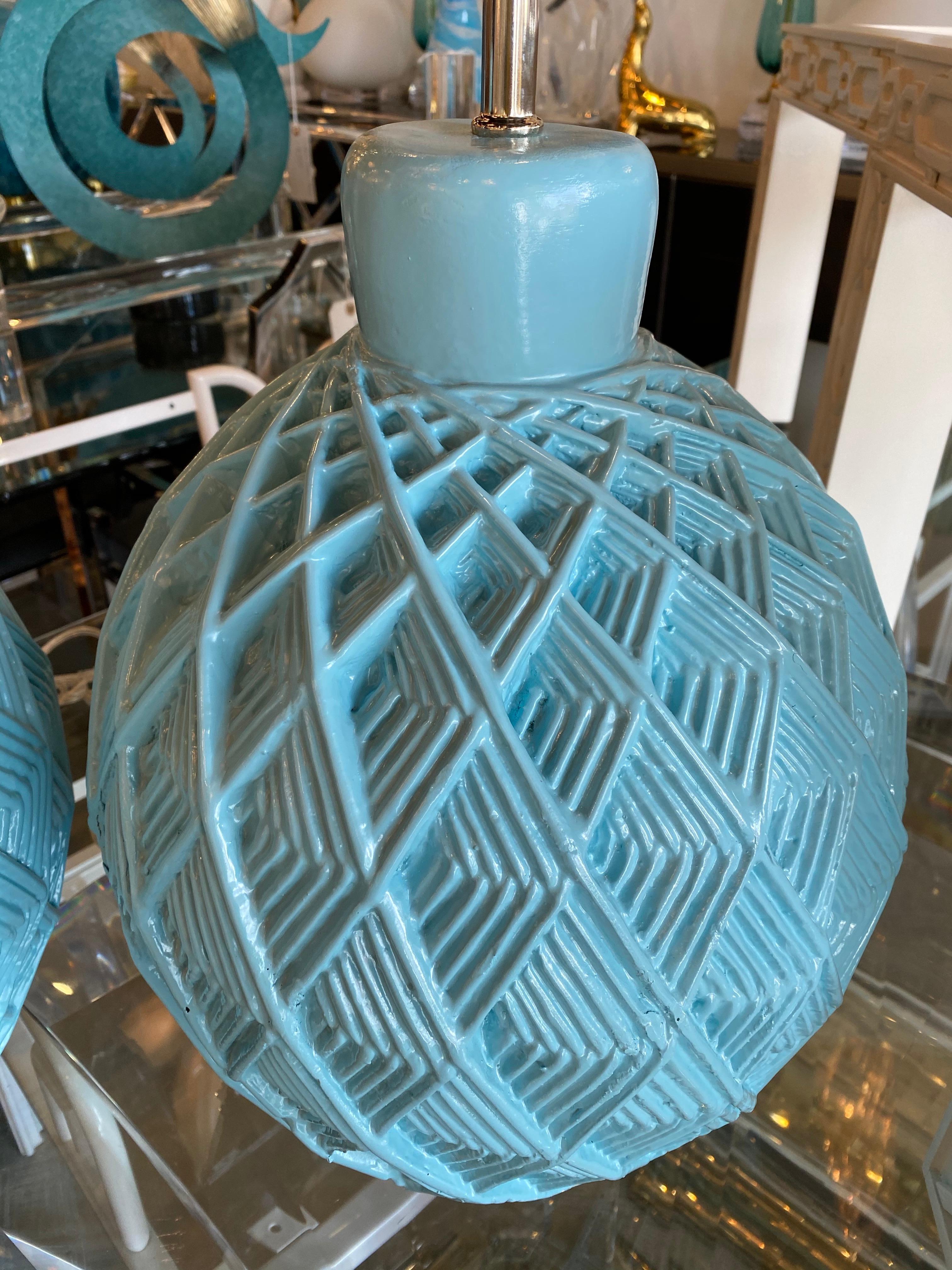 Modern Vintage Pair of Plaster Geometric Dimensional Lacquered Blue Table Lamps For Sale
