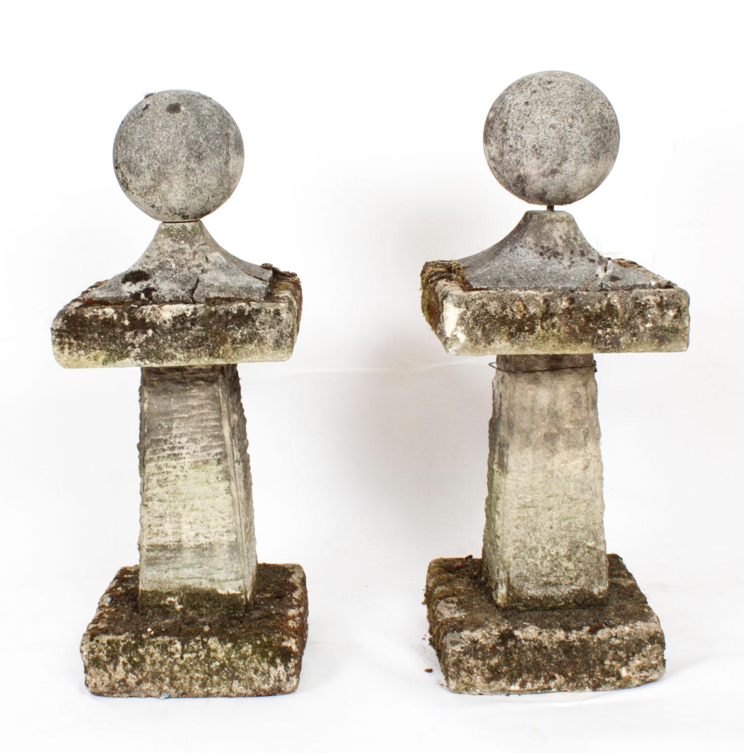 Vintage Pair of Reclaimed Weathered Composition Stone Ball Pier Caps 20thC For Sale 7