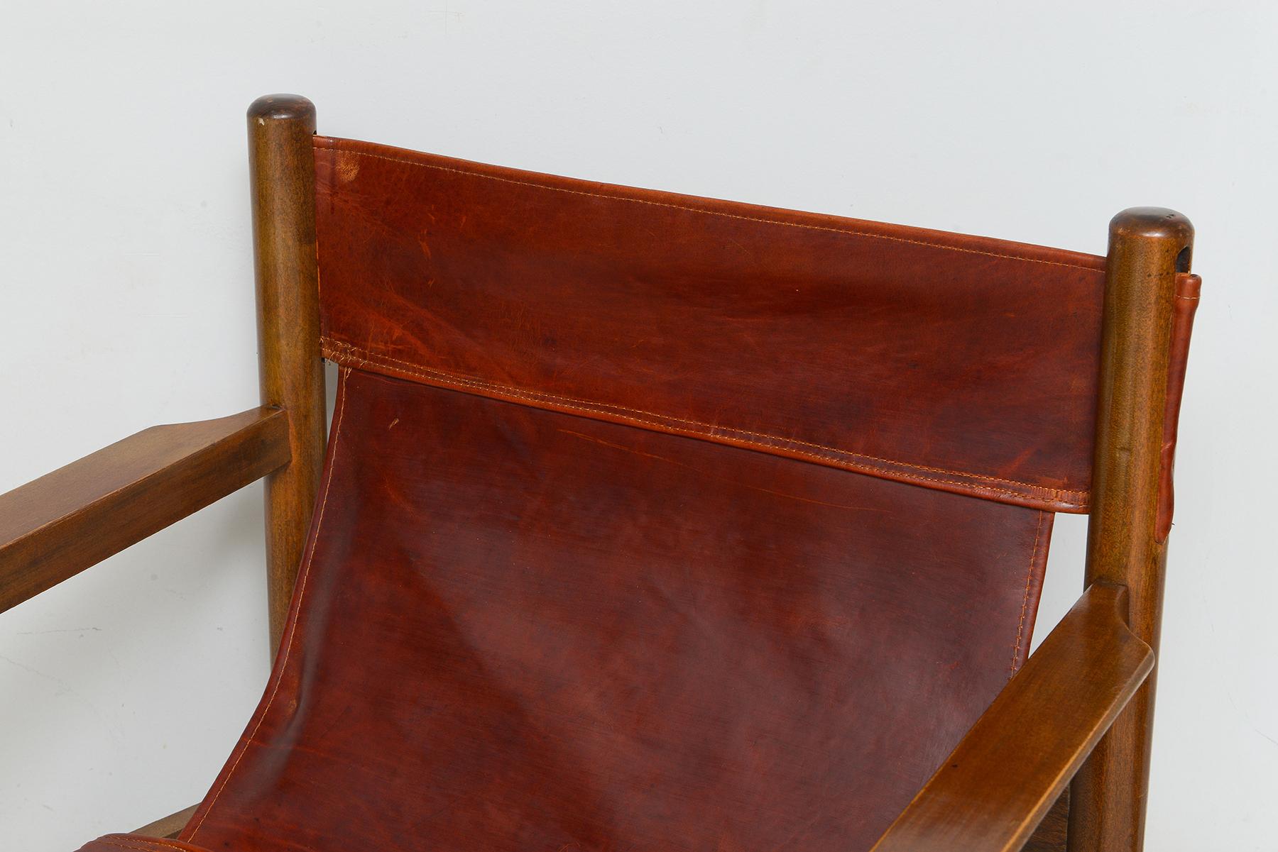 20ième siècle  Paire de chaises en cuir de style safari Vintage en vente