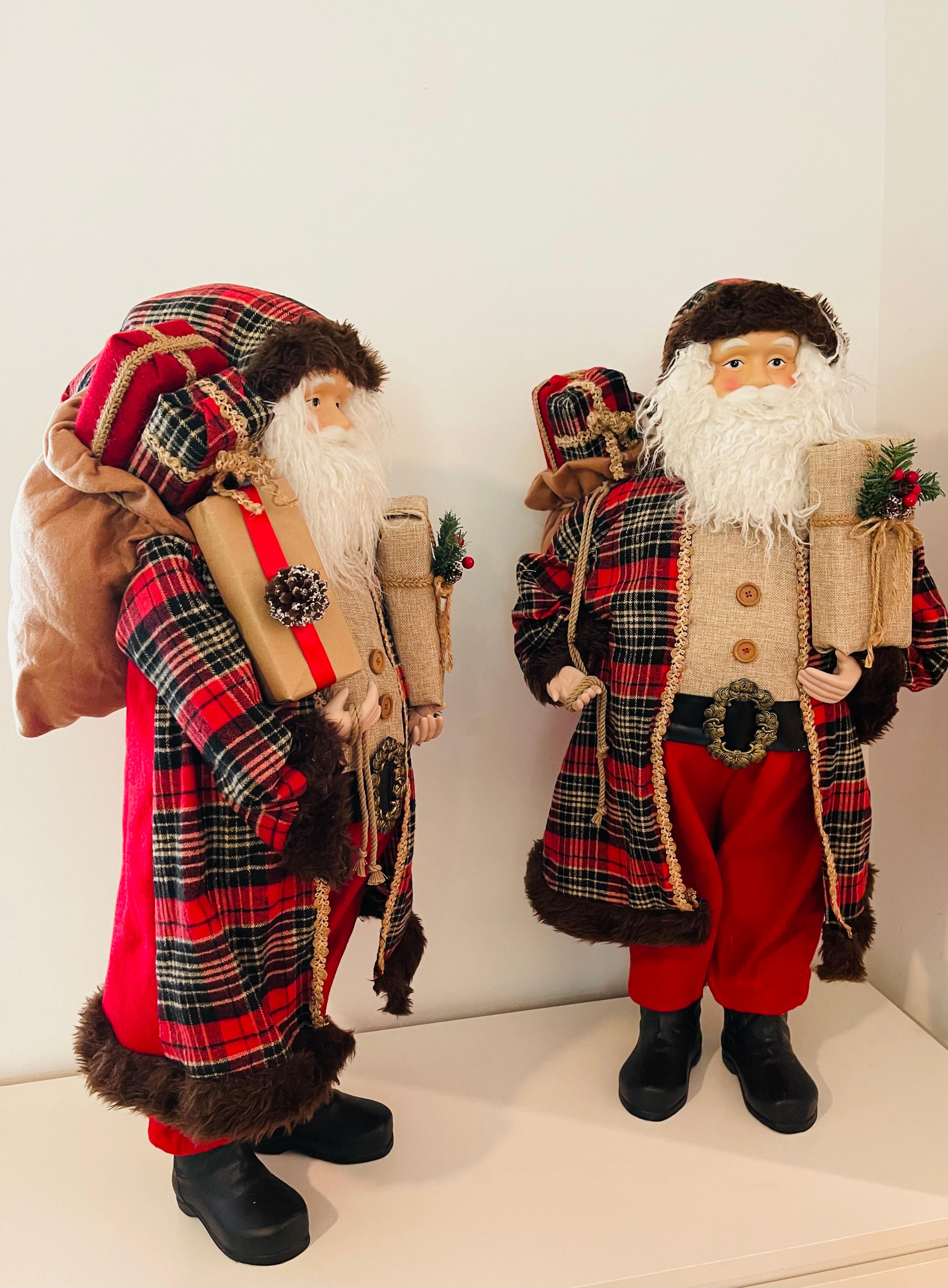 Nordamericano Coppia di figure di Babbo Natale vintage in vendita