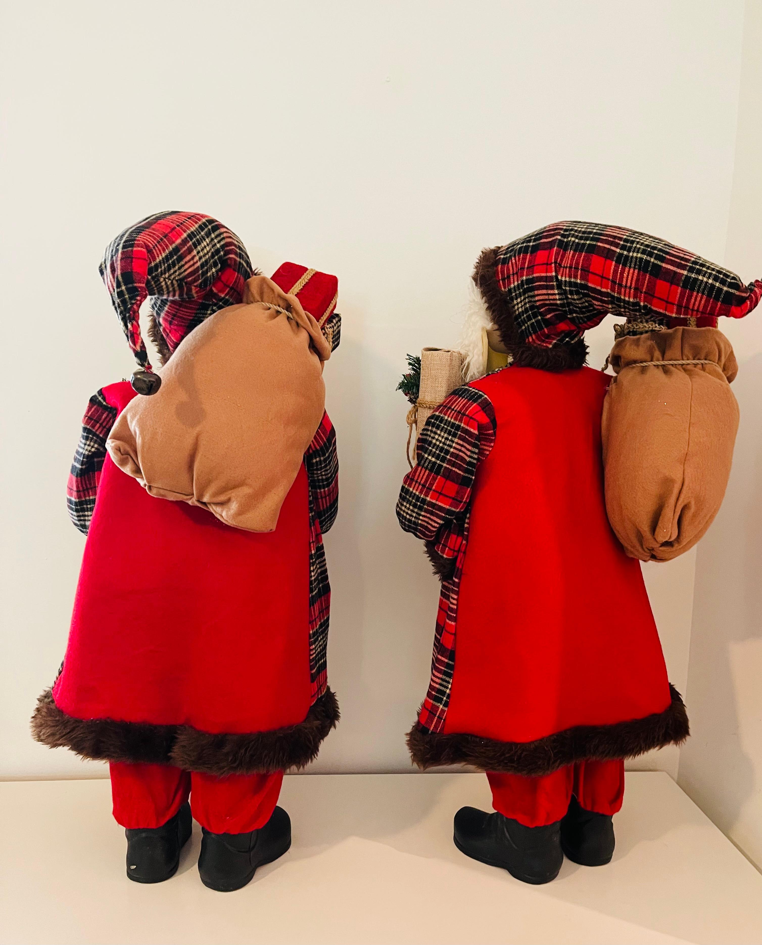 Fatto a mano Coppia di figure di Babbo Natale vintage in vendita