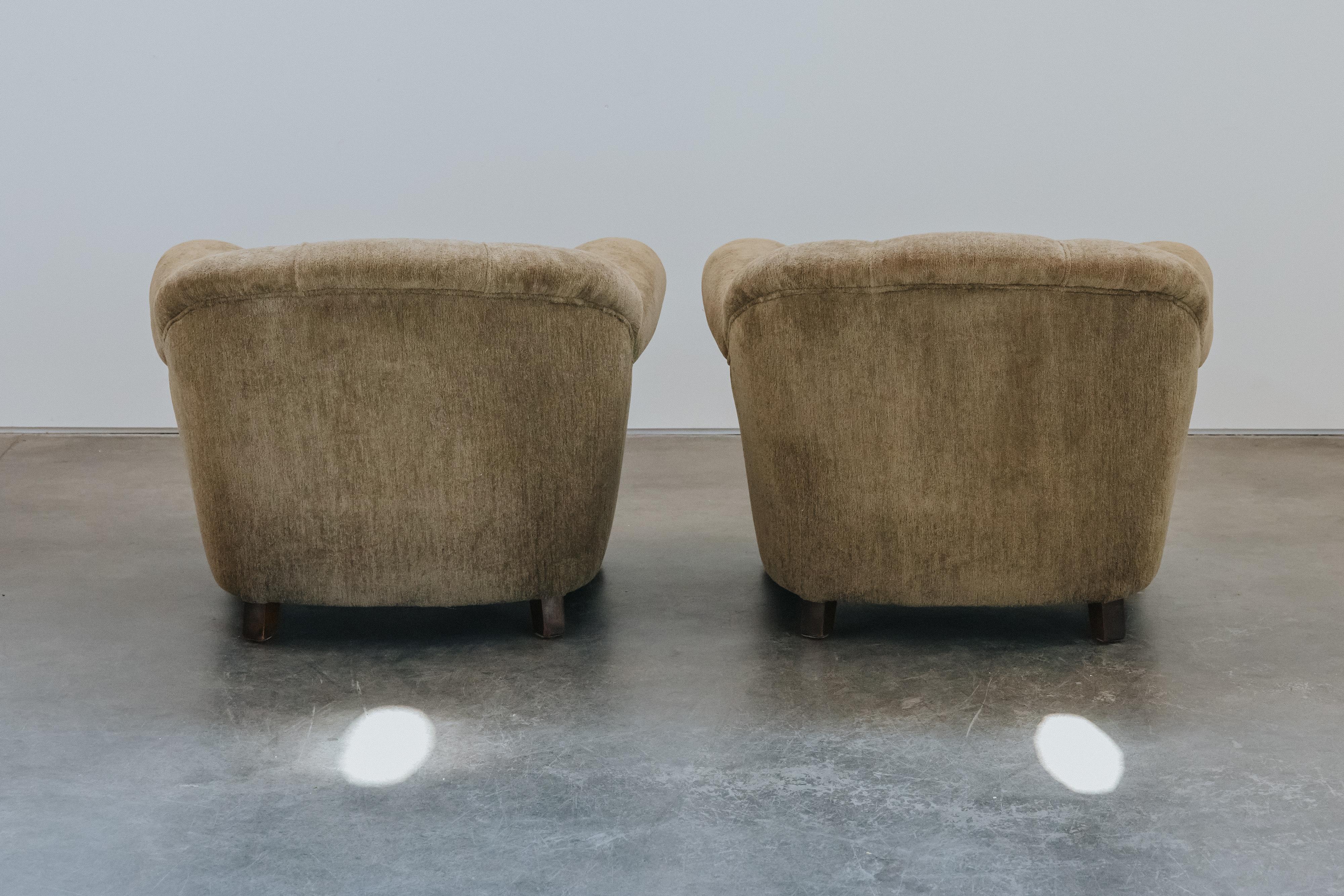 Paire de chaises longues festonnées du Danemark, Circa Vintage 1950 en vente 2