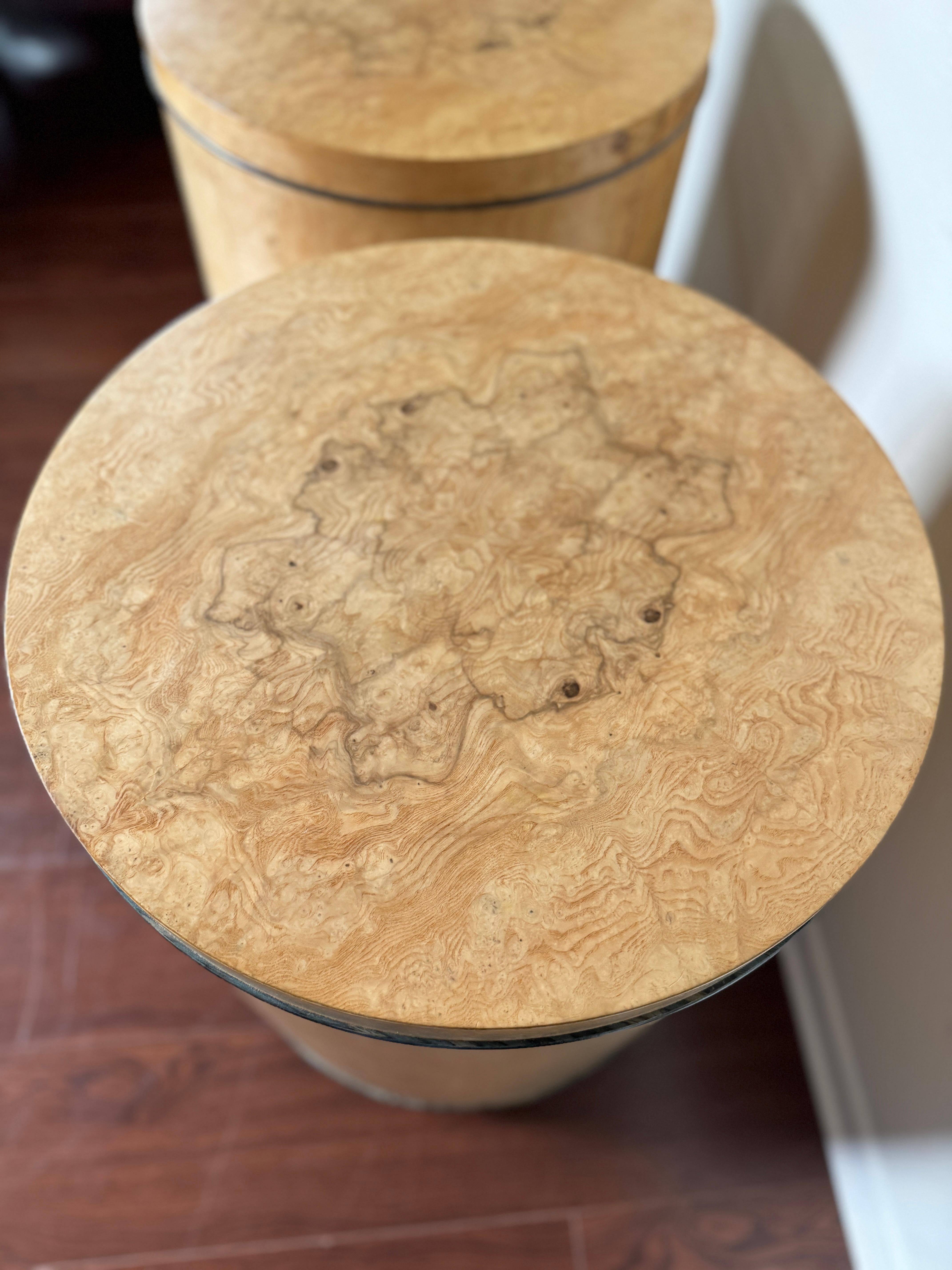 Vintage pair of Scene II burl drum side tables by Henredon, circa 1980s For Sale 10