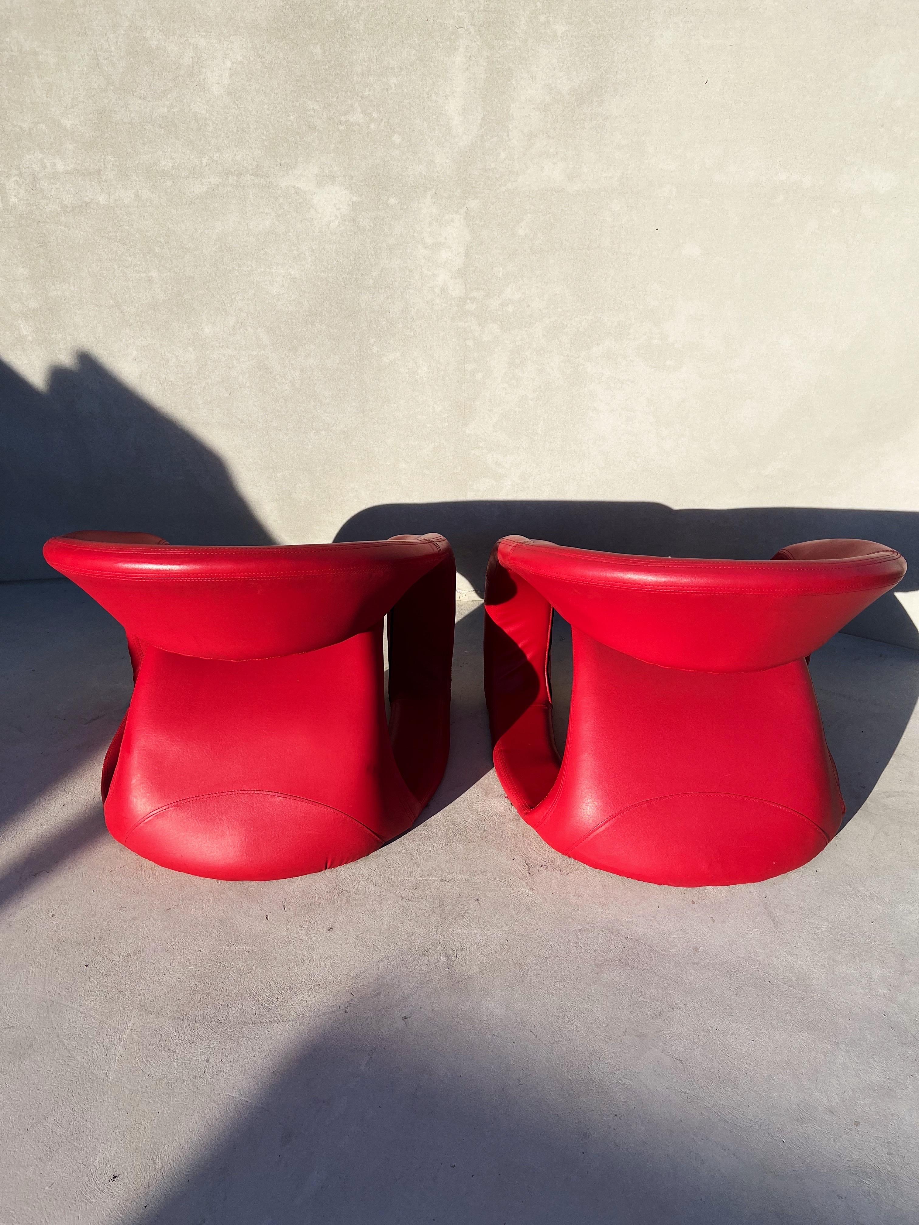 Vintage Pair of Sculptural Chairs in Electric Red, Attributed to Jaymar 6