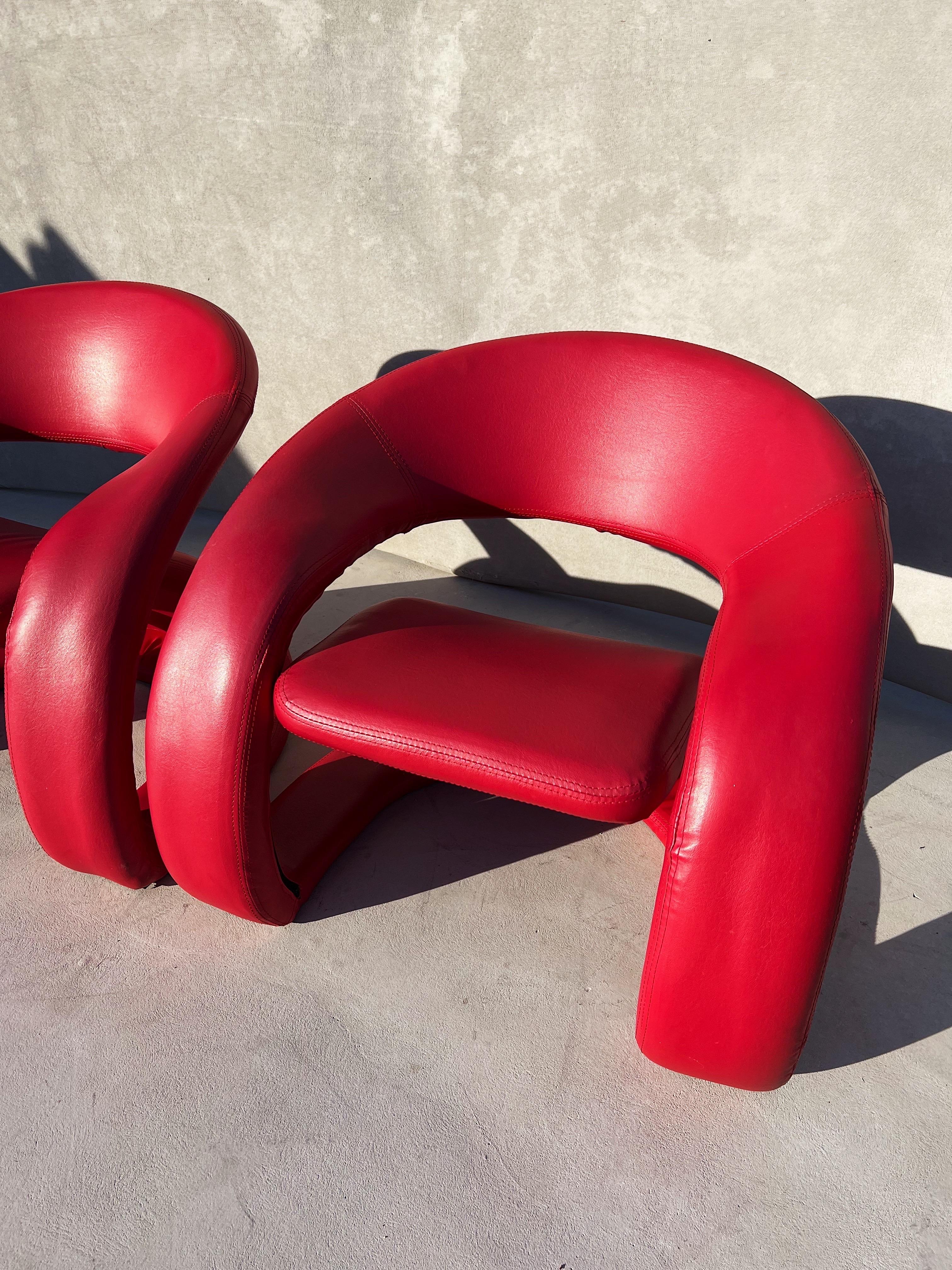 Vintage Pair of Sculptural Chairs in Electric Red, Attributed to Jaymar In Good Condition In Phoenix, AZ