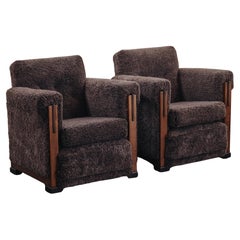 Paire de chaises longues en peau de mouton des Pays-Bas, vers 1950