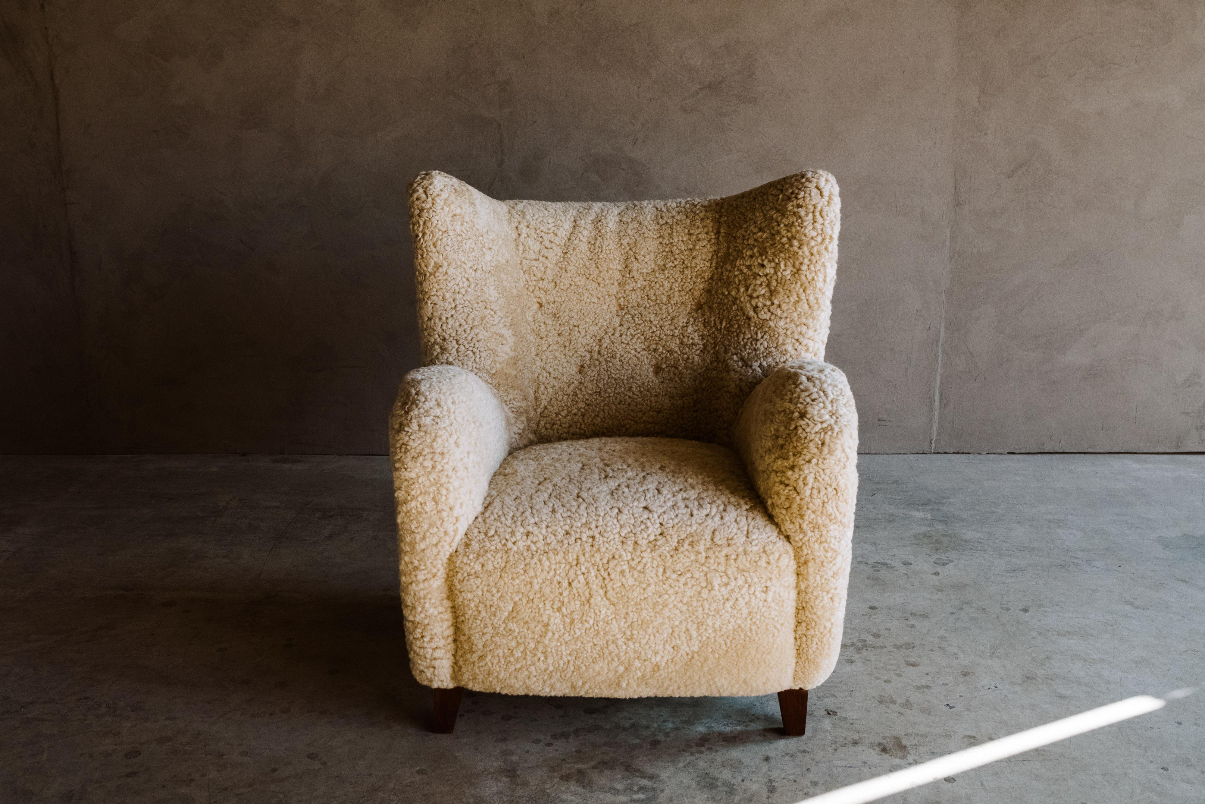 Vintage Pair of Sheepskin Lounge Chairs from Finland, circa 1950 1