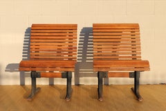 Pareja vintage de bancos de listones de roble fabricados por Falcon, circa 1950