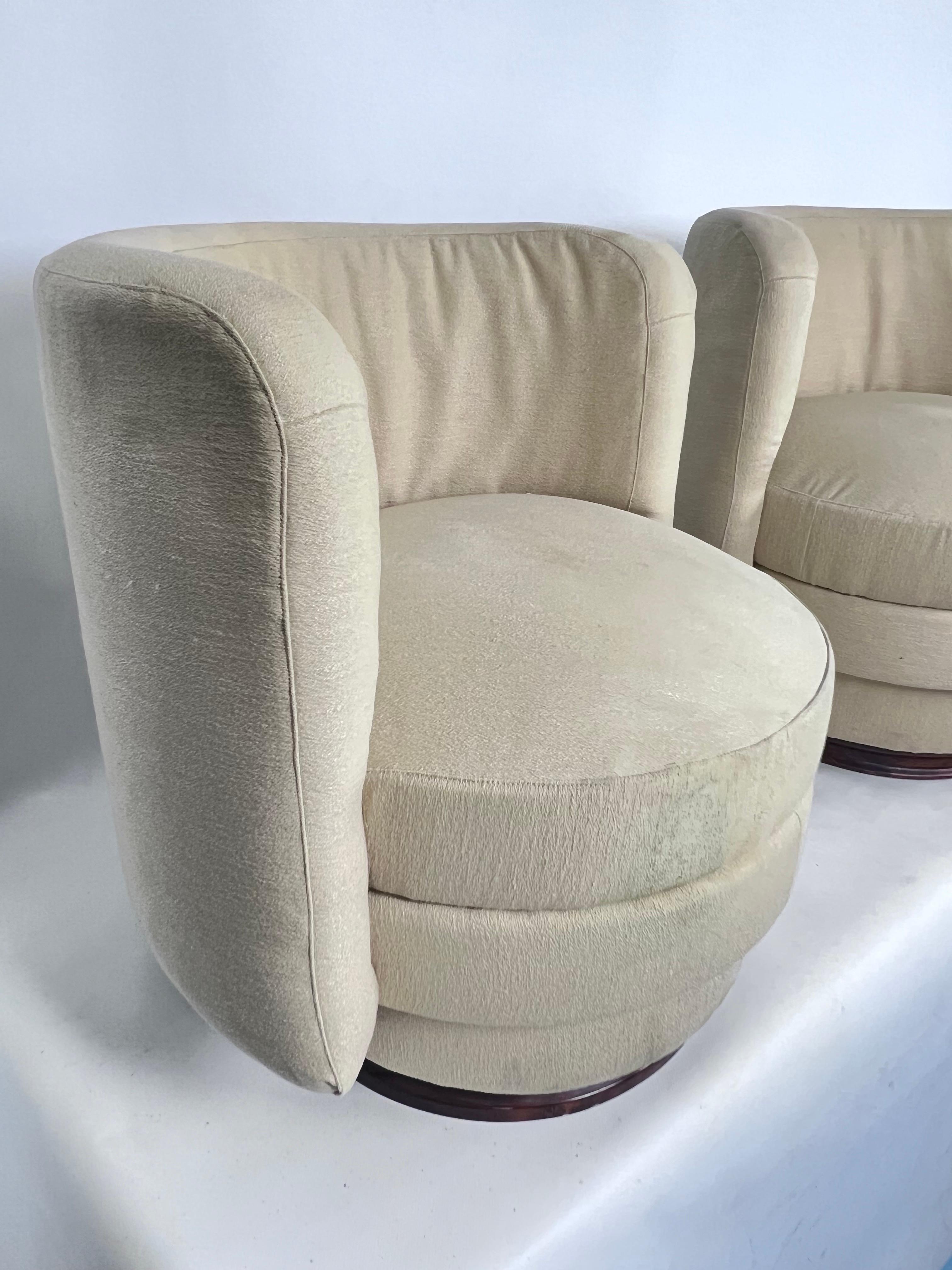 Pareja Vintage de Pequeños Sillones Italianos de Estilo Art Decó, Años 70 en venta 1