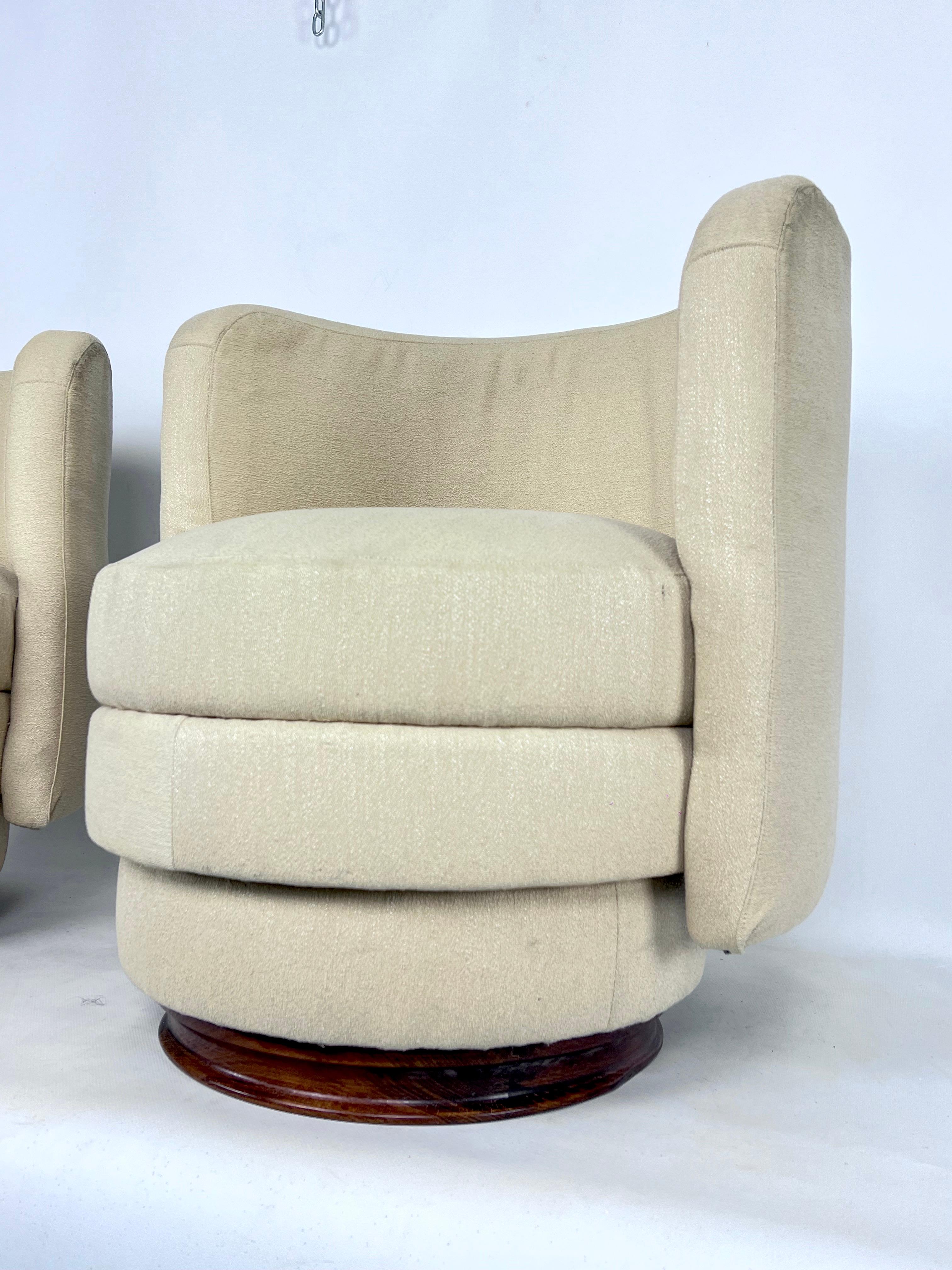 Pareja Vintage de Pequeños Sillones Italianos de Estilo Art Decó, Años 70 en venta 3