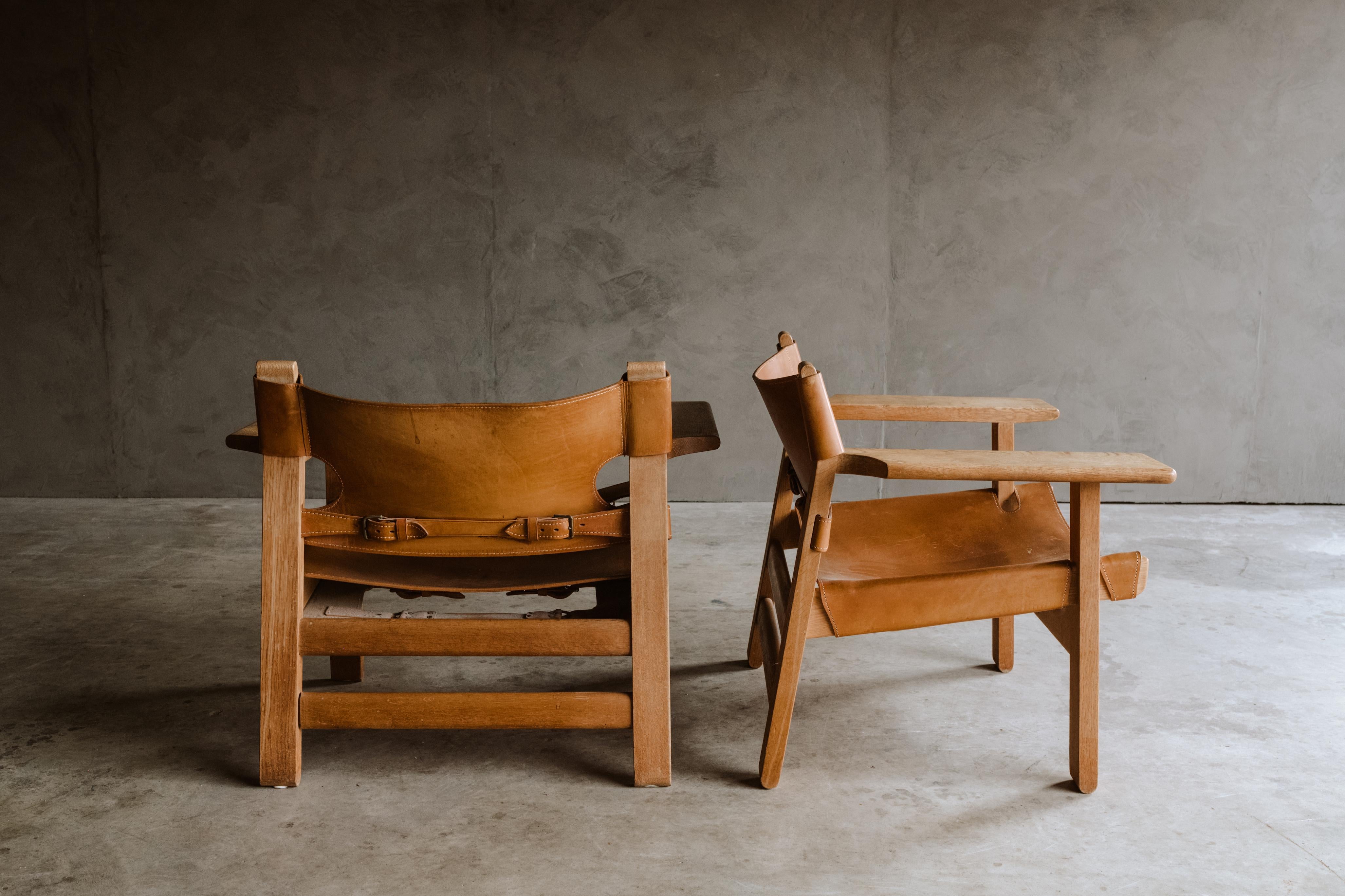 Oak Vintage Pair of Spanish Chairs Designed by Børge Mogensen, Denmark, 1970s