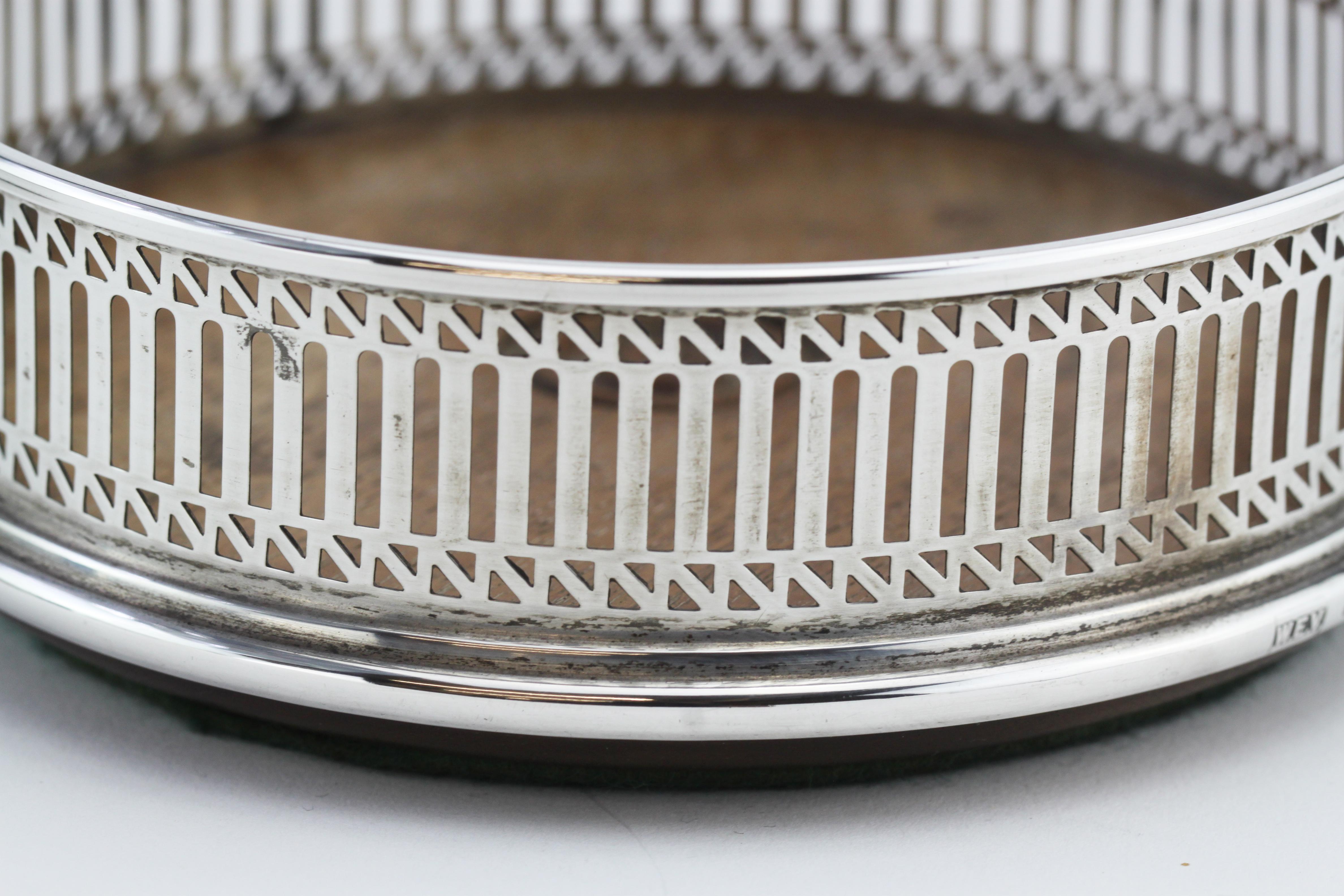 Late 20th Century Vintage Pair of Sterling Silver Coasters, London, 1986