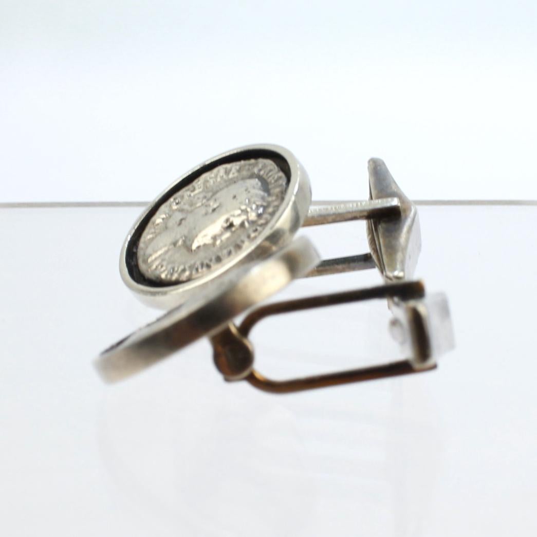 Vintage Pair of Sterling Silver Cufflinks with Ancient Roman Coins In Good Condition In Philadelphia, PA