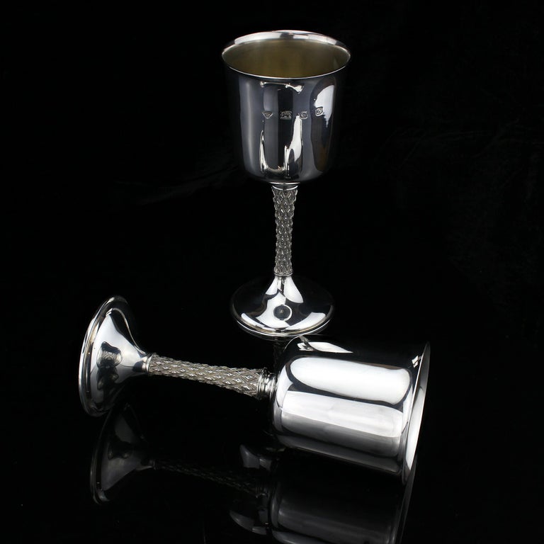 Late 20th Century Vintage Pair of Sterling Silver Goblets, Garrard & Co, Designed by Anthony Elson For Sale