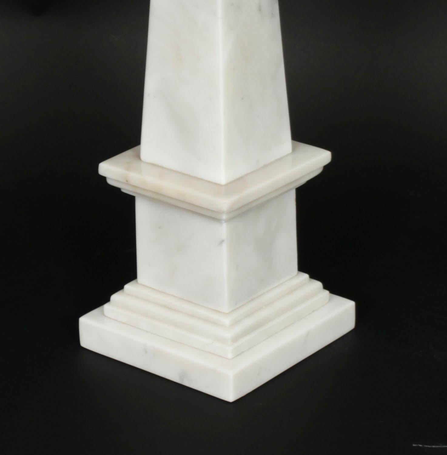 Vintage Pair of Stunning Carrara Marble Obelisks Mid 20th Century For Sale 4