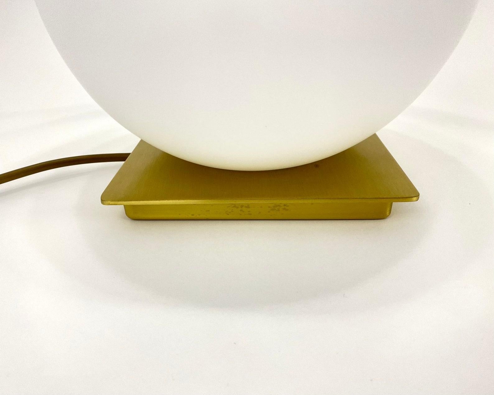 Vintage Pair of Table Lamps in Brass and Opaline Glass by Holtkötter, 2000 For Sale 3