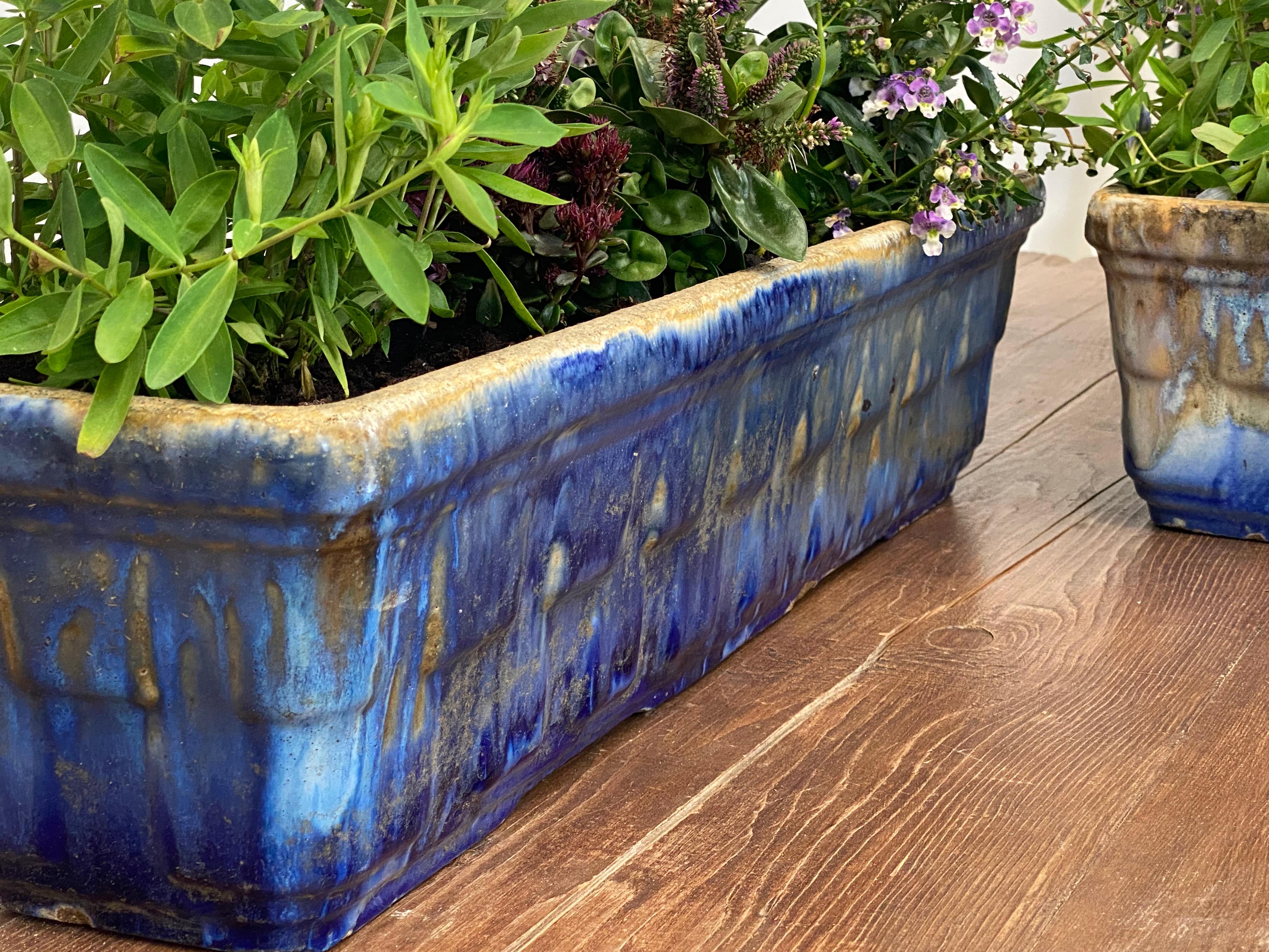 Vintage Pair of Terracotta Planters For Sale 4