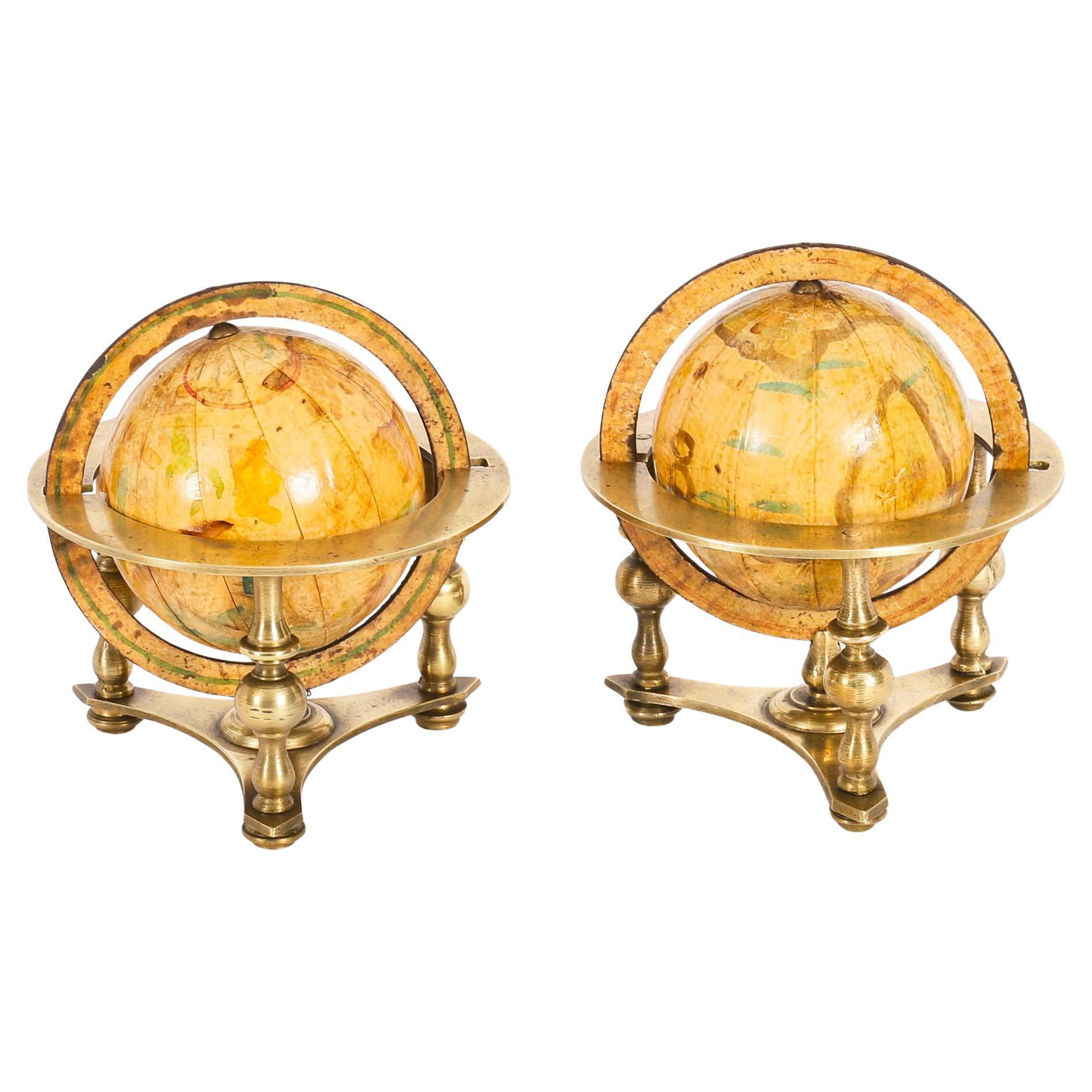 Vintage Pair von terrestrischen und himmlischen Schreibtisch-Globen 20.