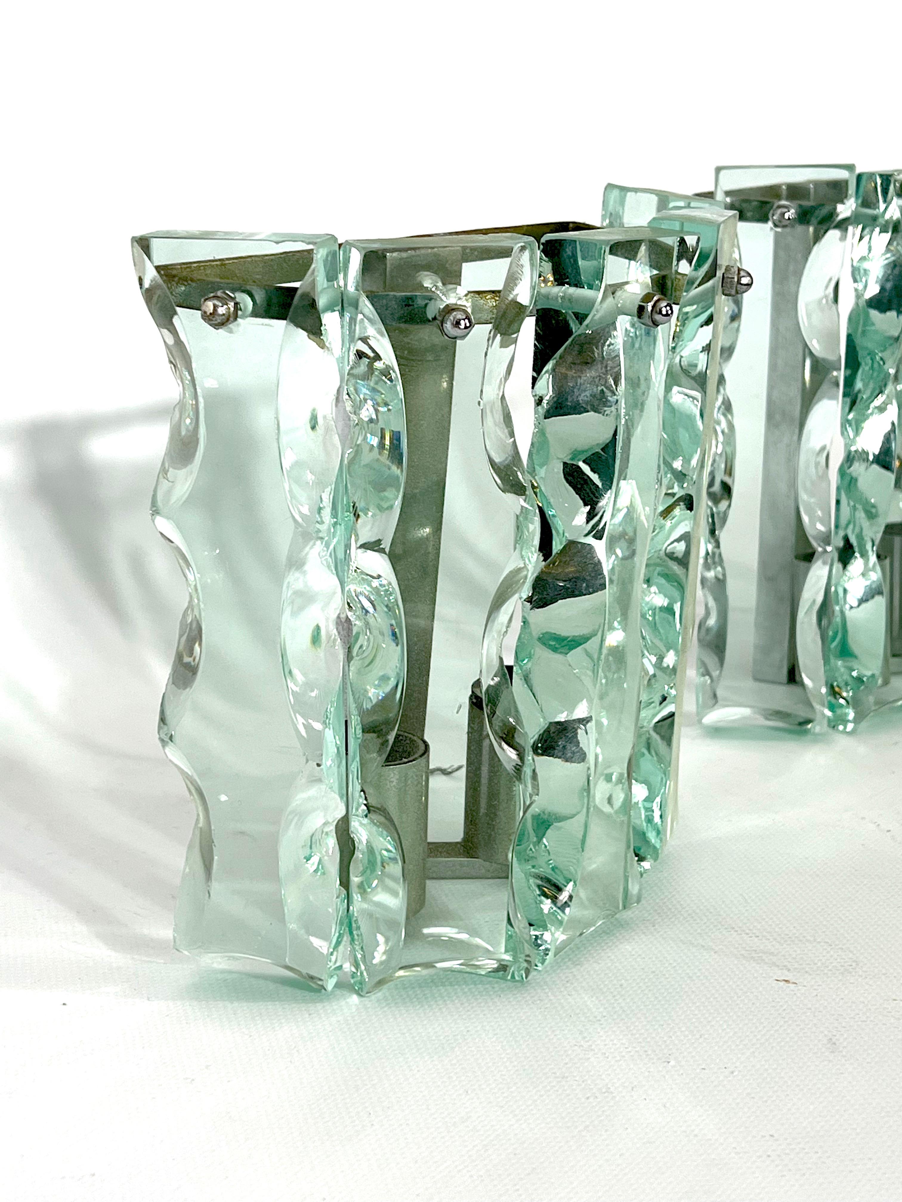 Vintage Pair of Thick Cut Glass Sconces by Zero Quattro, Italy 1970s For Sale 3