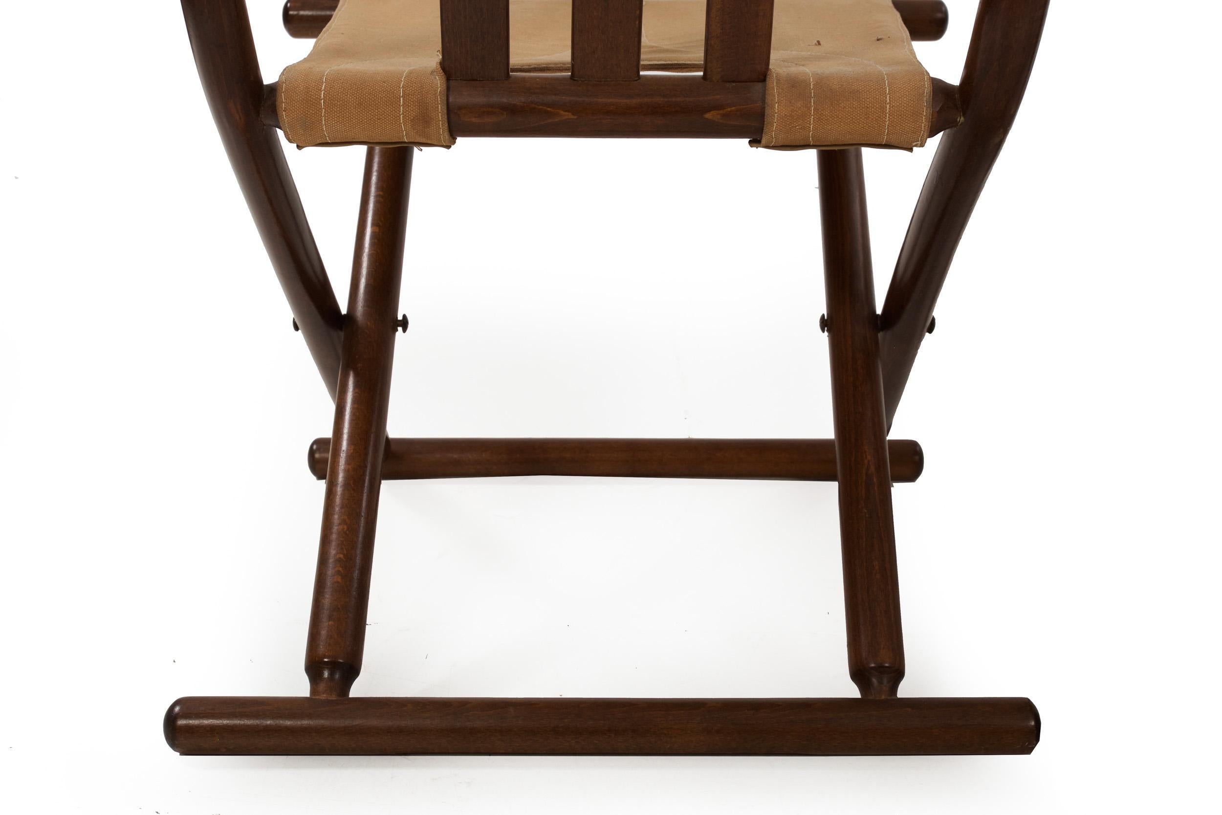 Vintage Pair of Thonet-Style Mid-Century Modern Bentwood Folding Chairs c. 1960s 9