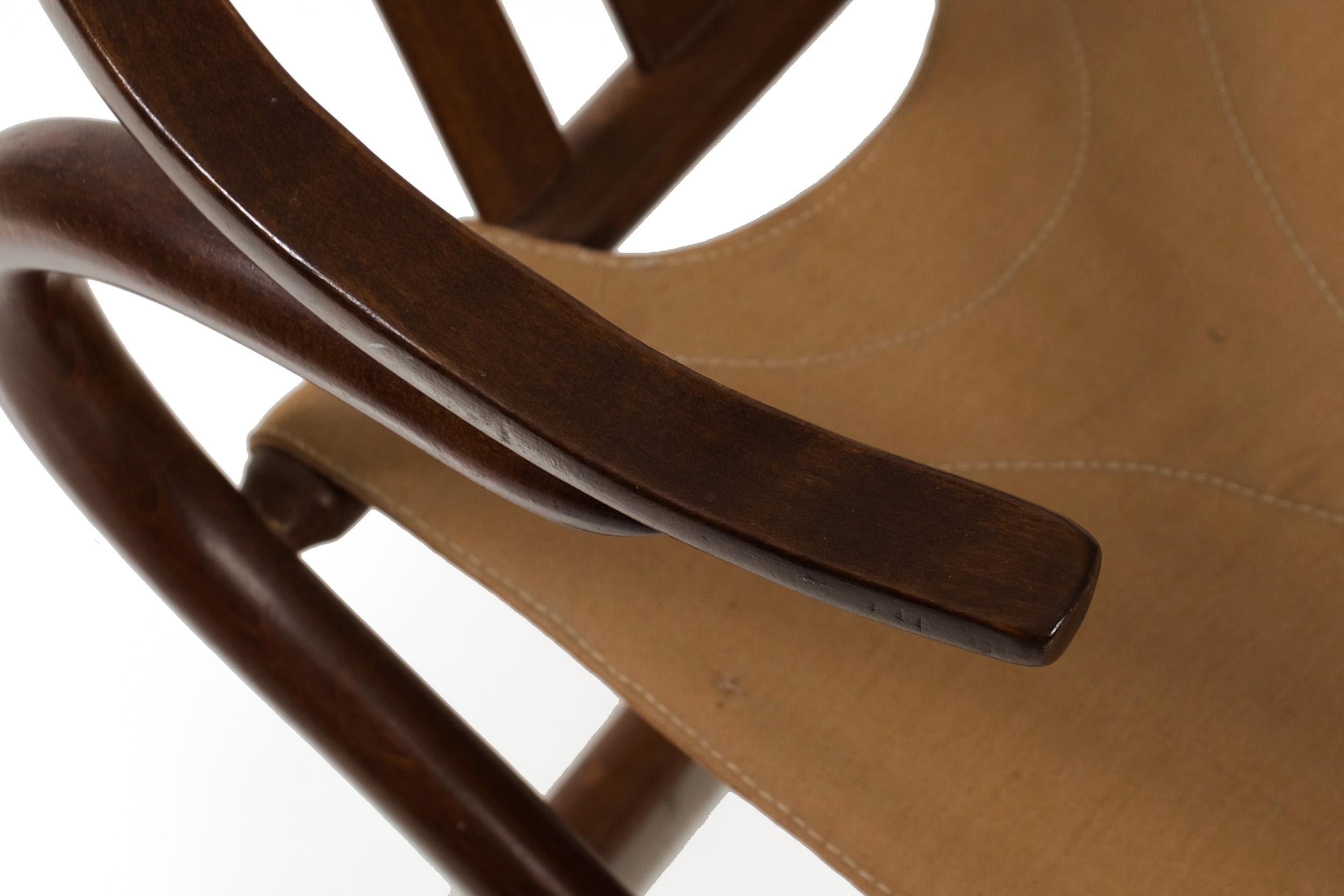 Vintage Pair of Thonet-Style Mid-Century Modern Bentwood Folding Chairs c. 1960s 12