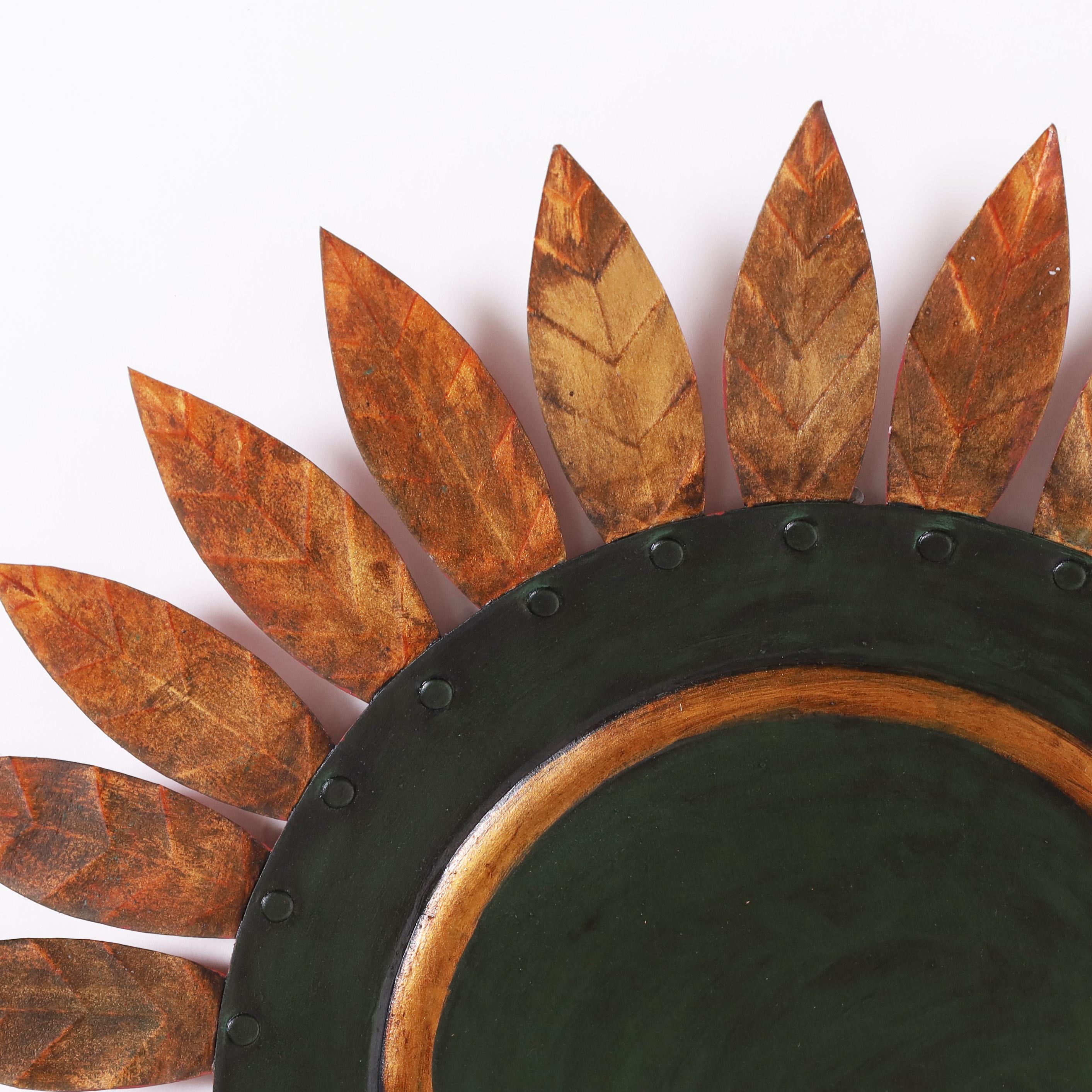 Pareja de apliques vintage Tole Sunburst Mexicano en venta