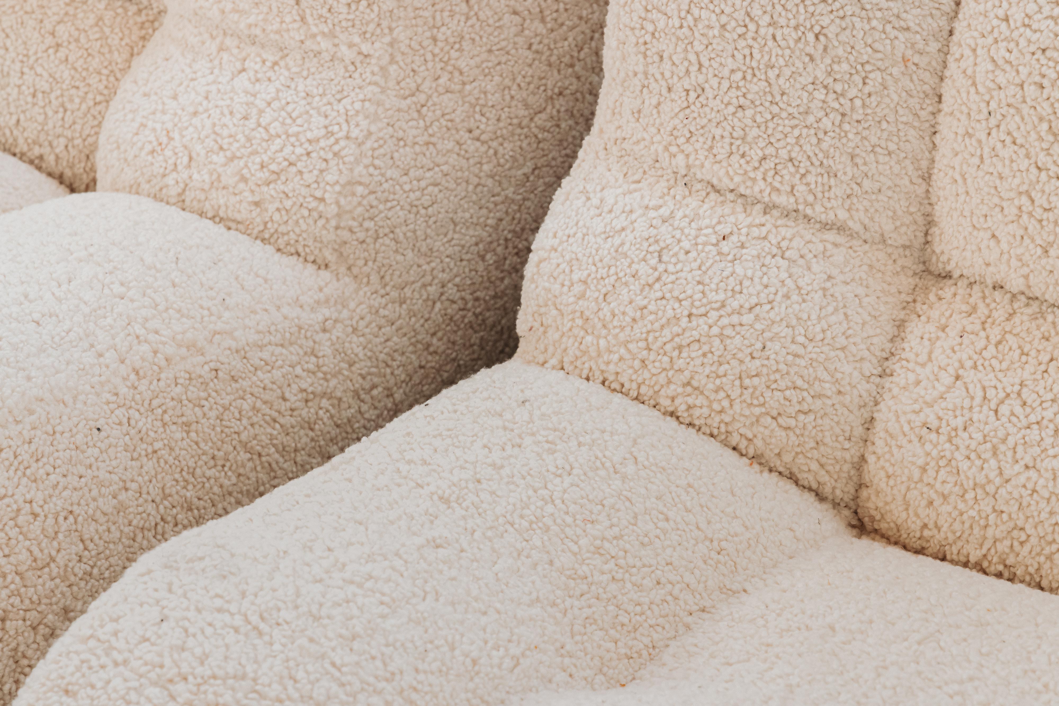 Tappezzeria Vintage Pair of Upholstered Lounge Chairs From Italy, Circa 1960 in vendita