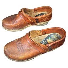 Paar Vintage-Holzuhren „Vrai Sabot Breton“ mit Anatomischer Sole, 2Y247, Vintage