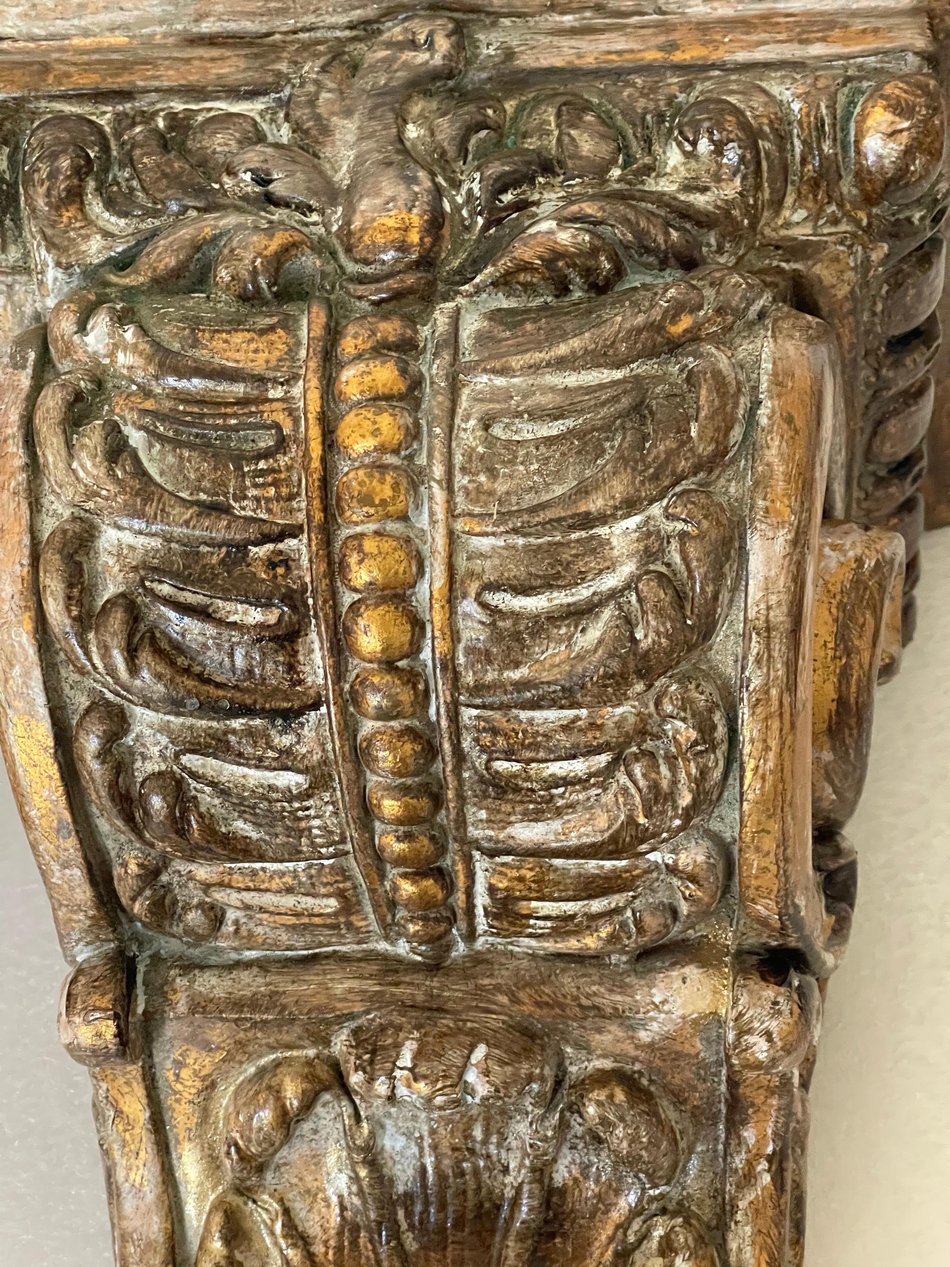 Vintage Pair von Wandleisten Distressed (Ende des 20. Jahrhunderts) im Angebot