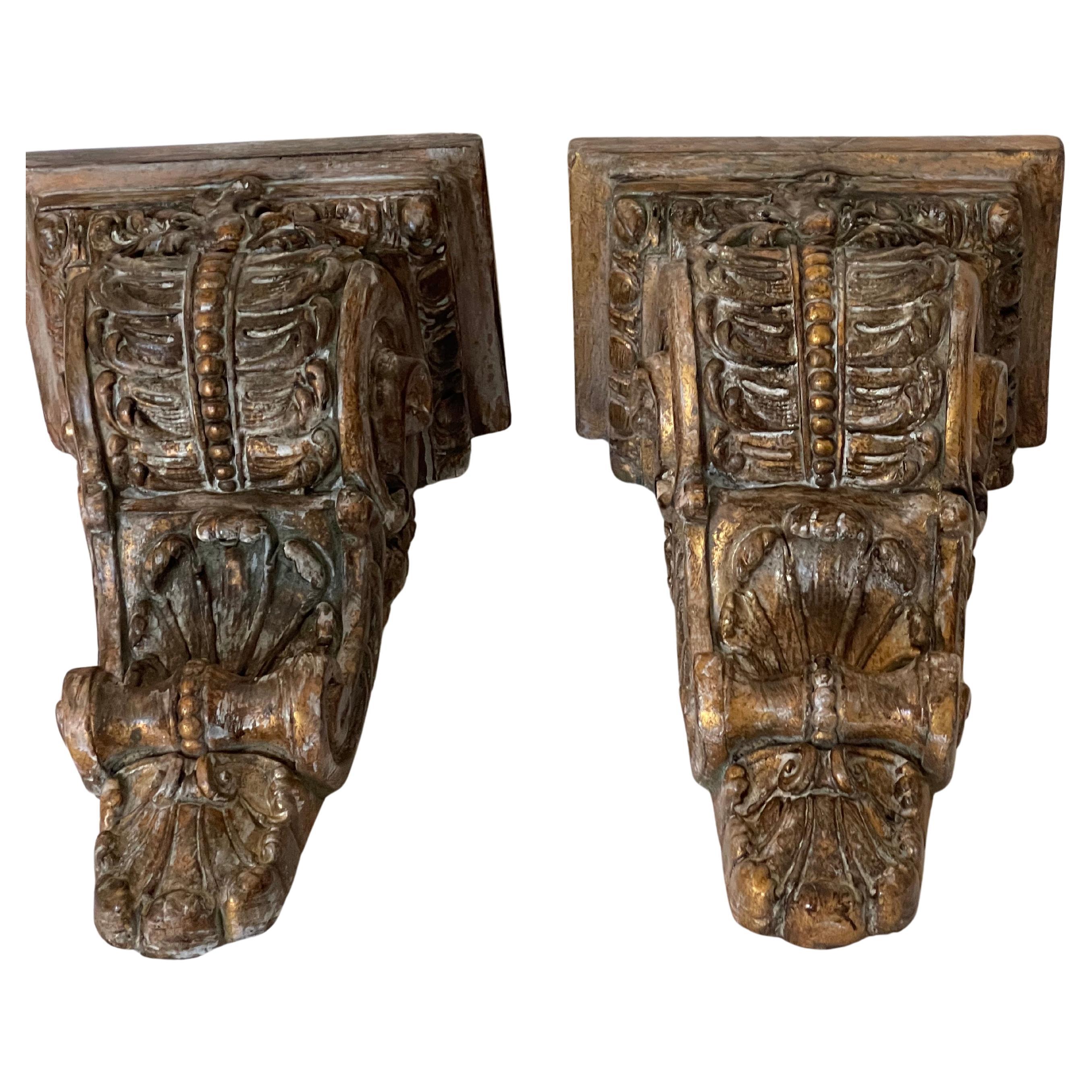 Paire de consoles murales vintage vieillies