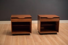 Vintage Pair of Walnut Glenn of California Nightstands