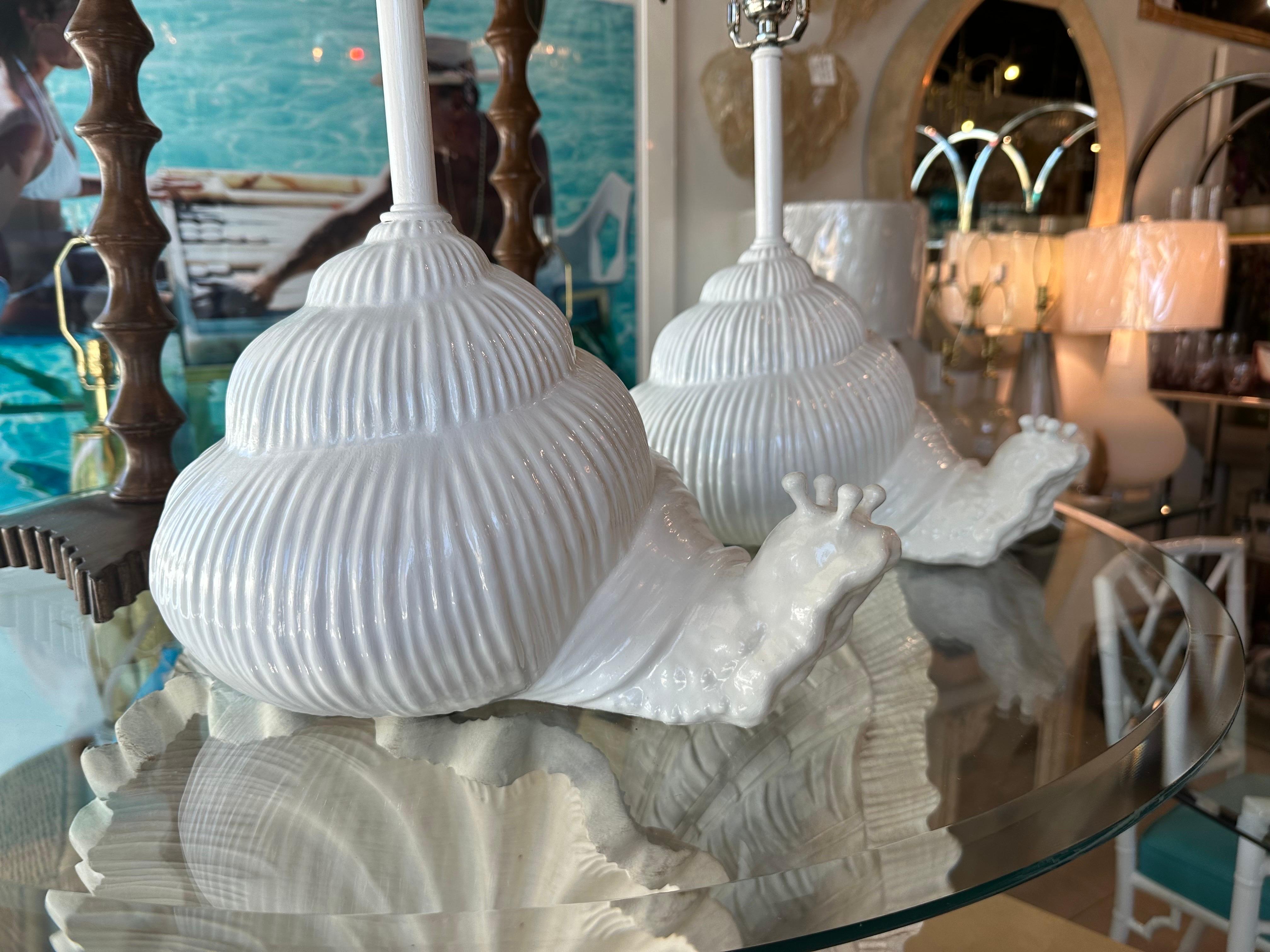 Vintage Pair of White Italian Ceramic Snail Palm Beach Table Lamps Newly Wired In Good Condition For Sale In West Palm Beach, FL