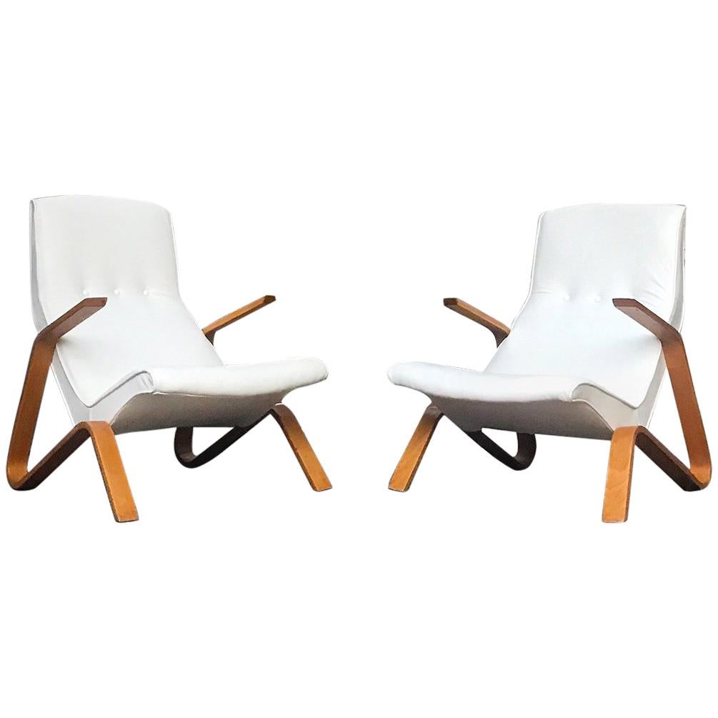 Vintage Pair of White Leather Eero Saarinen Grasshopper Lounge Chairs for Knoll