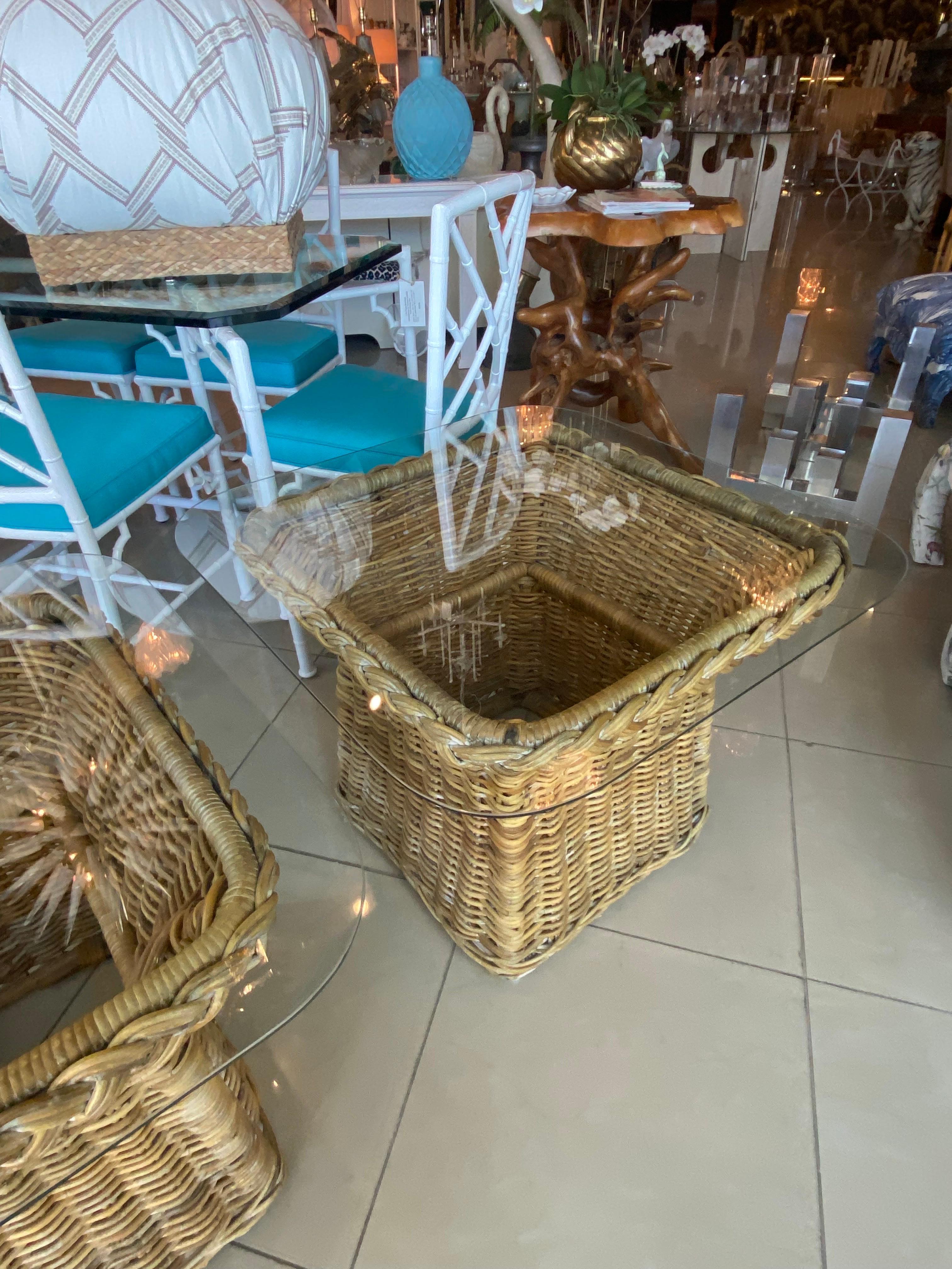 Vintage Pair of Wicker Works Braided Side End Tables New Glass Top In Good Condition For Sale In West Palm Beach, FL