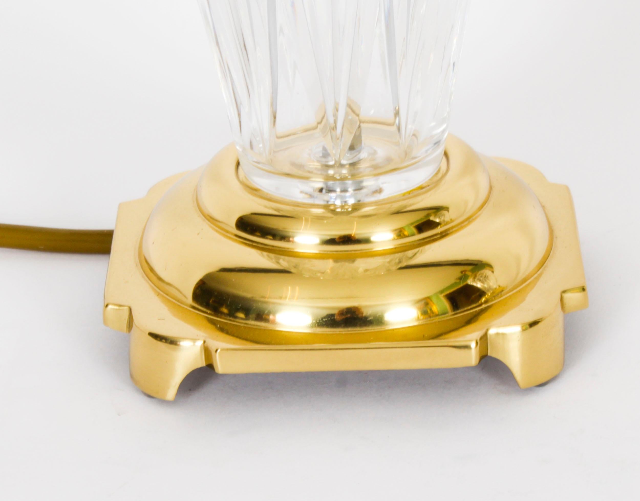Paar Vintage-Tischlampen aus geschliffenem Windsor-Glas, 20. Jahrhundert im Angebot 2