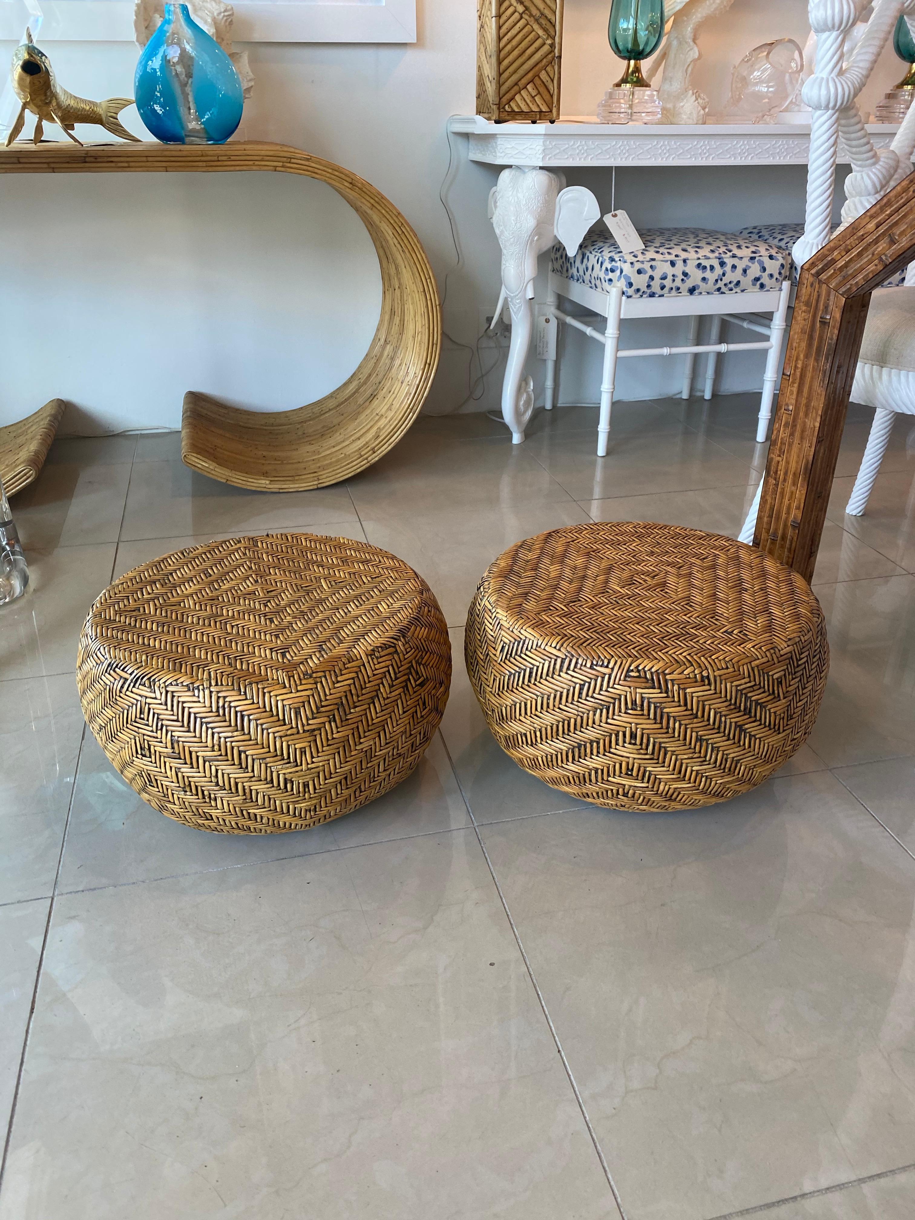 Lovely pair of vintage woven wicker footstools, foot stools, ottomans, benches. 
Top diameter is 17.