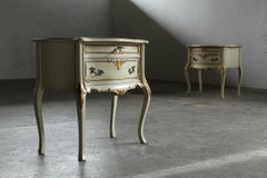 Vintage Pair of XX Century Venetian Baroque Style Nightstands in Painted Wood