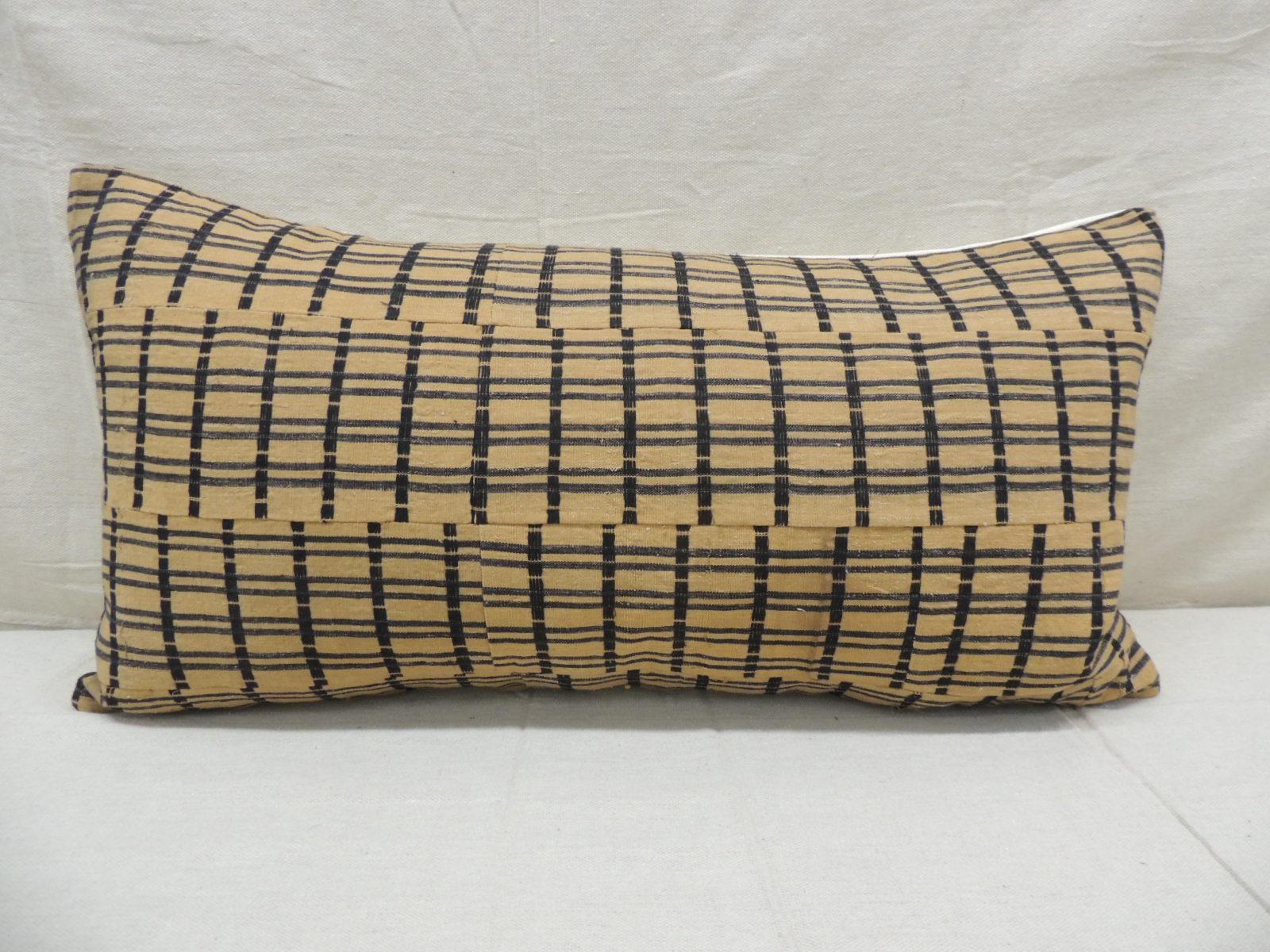 Mid-20th Century Vintage Pair of Yellow and Dark Blue African Stripweaves Decorative Pillows For Sale