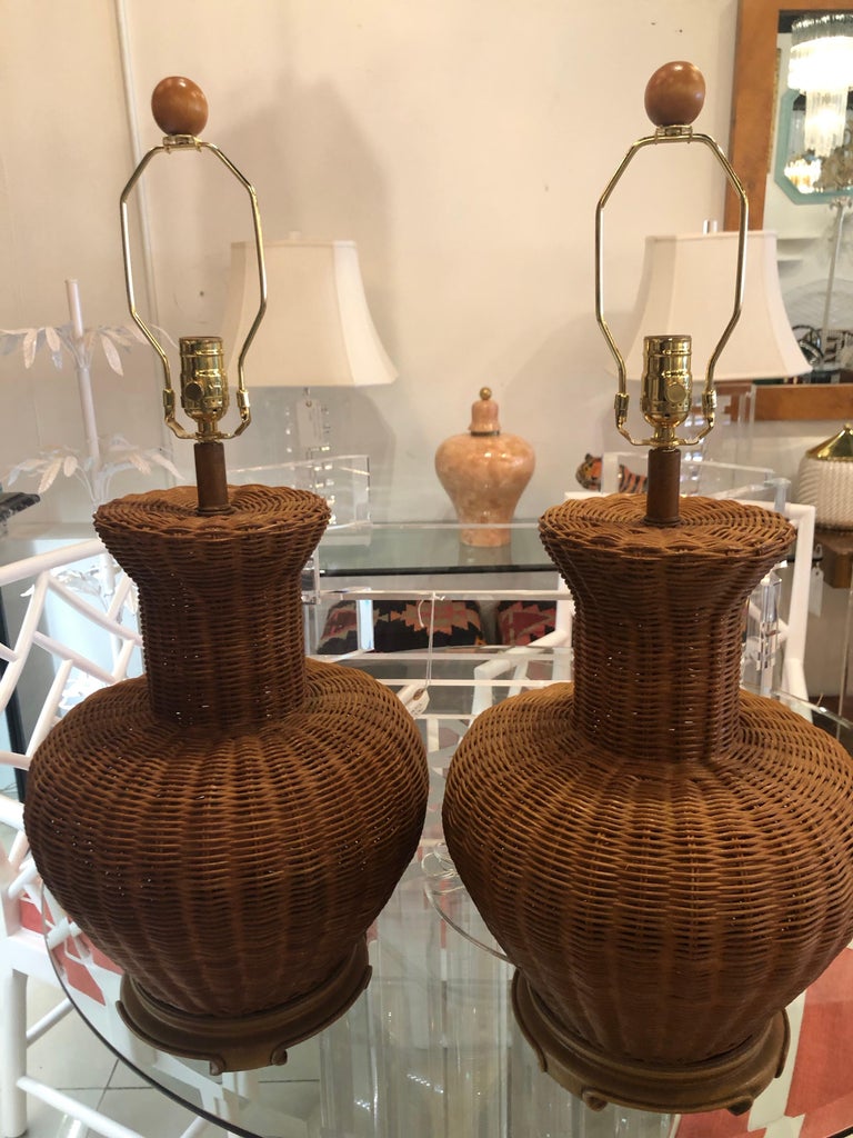 Vintage Pair of Oversized Wicker Ginger Jar Table Lamps For Sale at 1stdibs