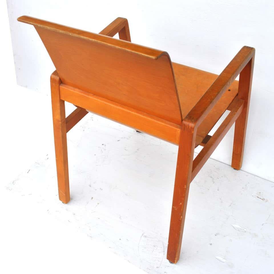 Mid-20th Century Vintage Pair of Paimio Hallway 403 Chairs and Side Table by Alvar Aalto