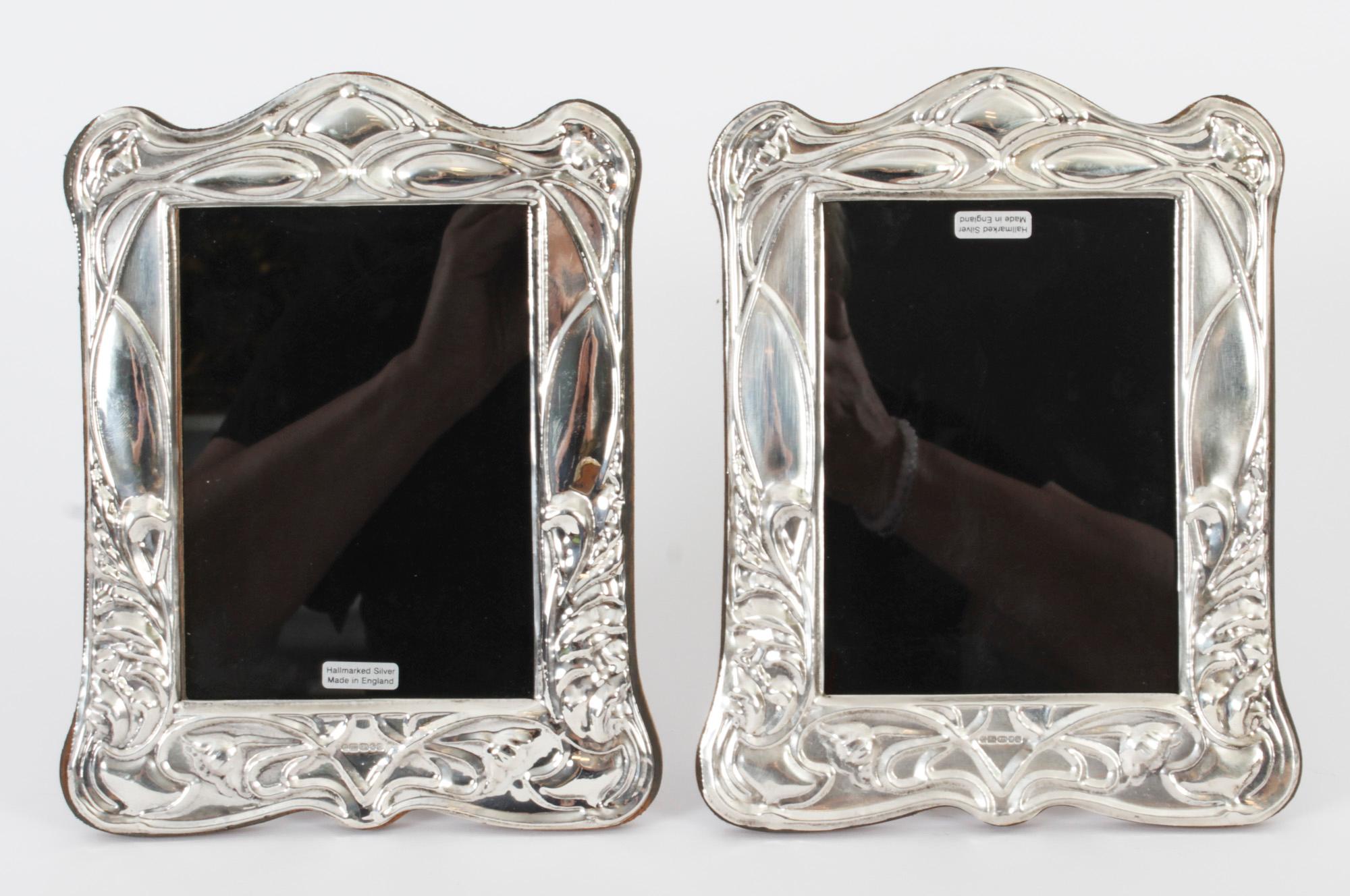 Vintage Pair Sterling Silver Art Nouveau Style Photo Frames For Sale 9