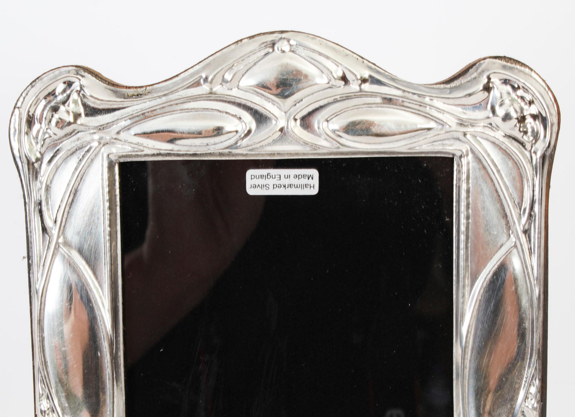 English Vintage Pair Sterling Silver Art Nouveau Style Photo Frames For Sale