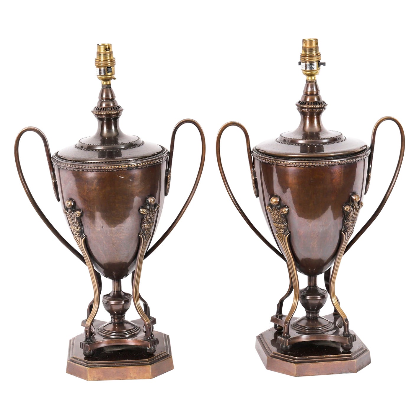 Vintage Pair Twin Handled Bronze Classical Urn Lamps 20th Century im Angebot