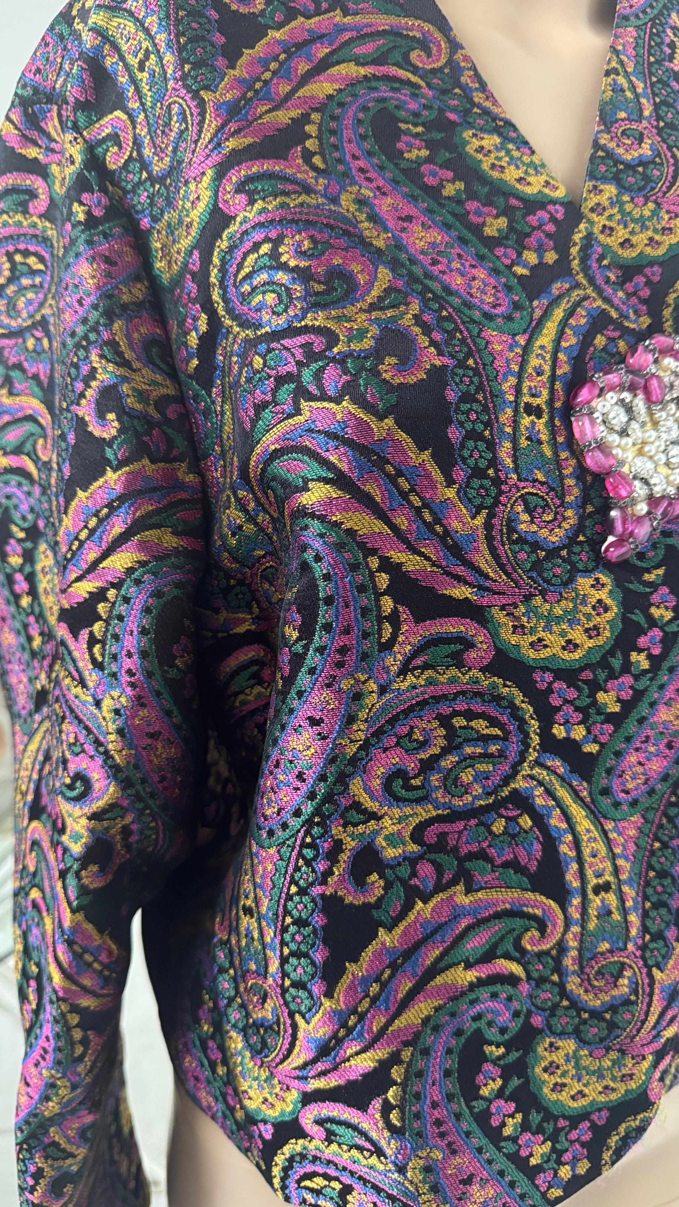 Black Vintage Paisley Jacquard Jacket with Heart-Shaped Jewel Detail For Sale