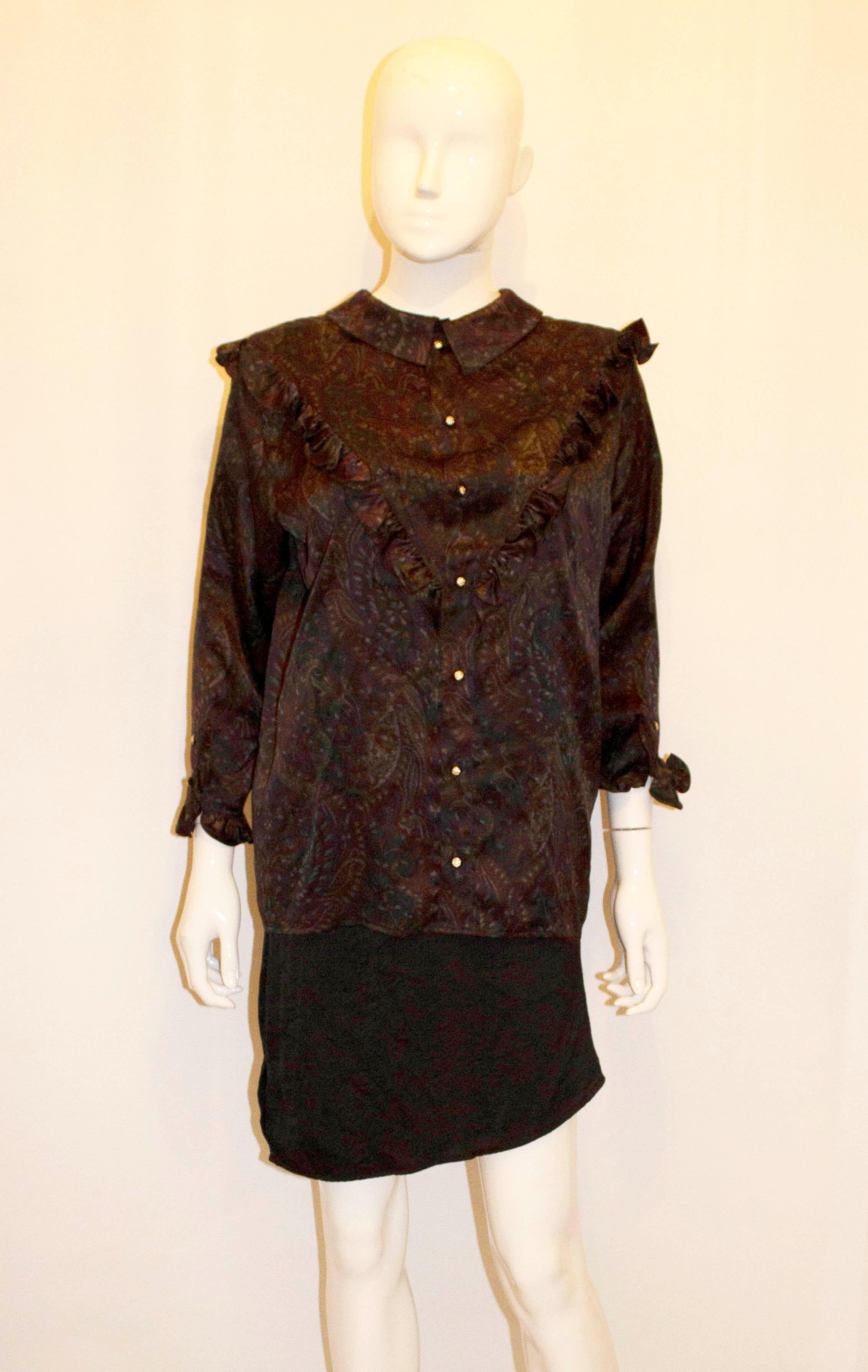Vintage Paisley Print Silk Shirt with Interesting Collar and Frill Detail In Good Condition For Sale In London, GB