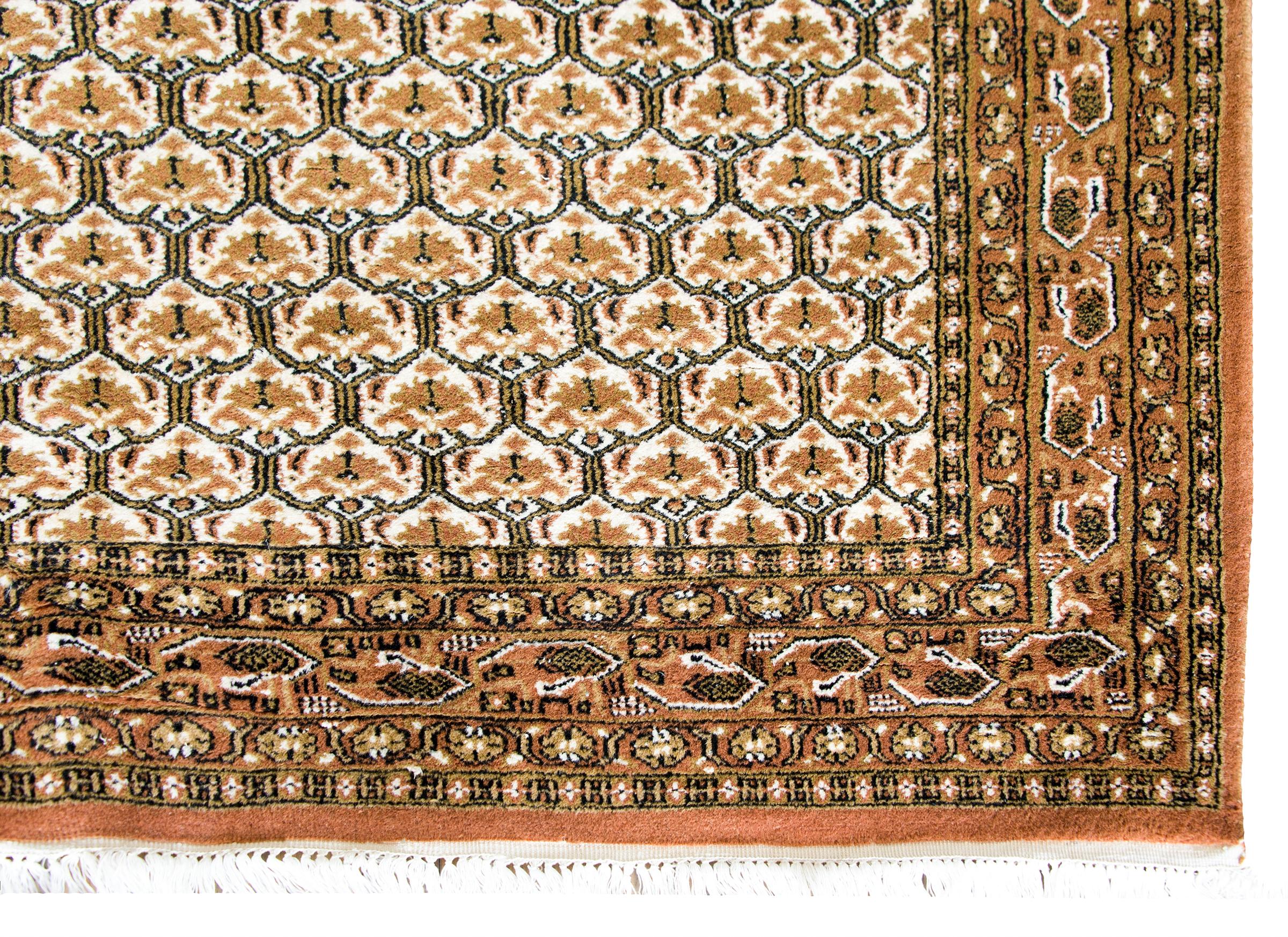 Vintage Pakistani Chi Chi Rug For Sale 6