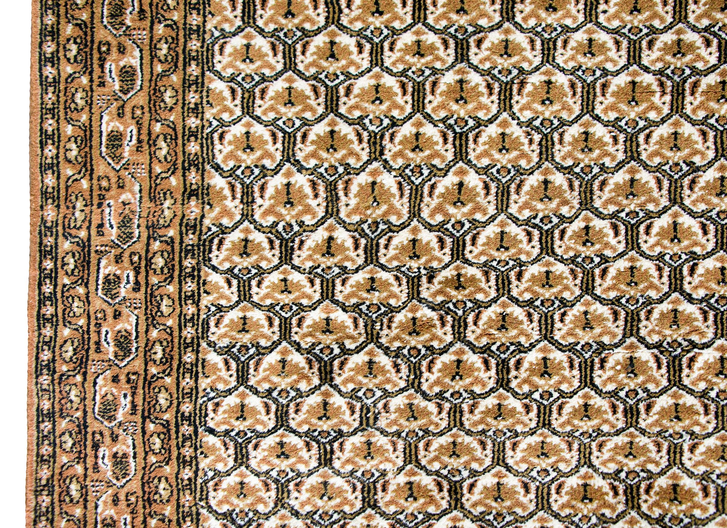 Wool Vintage Pakistani Chi Chi Rug For Sale