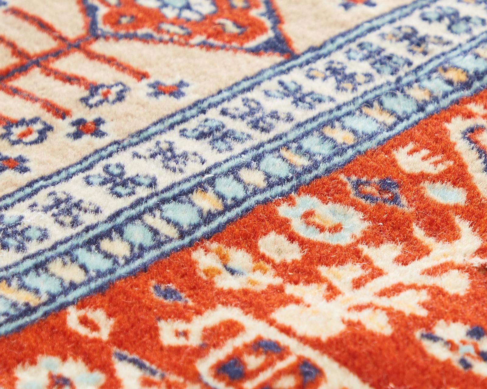 Vintage Pakistani Hand Knotted Rug Carpet 4