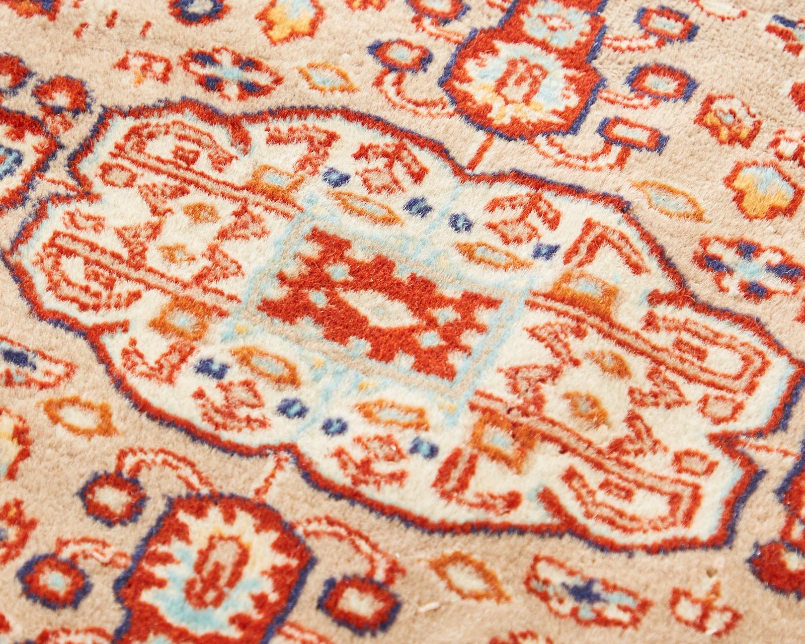 Vintage Pakistani Hand Knotted Rug Carpet 6
