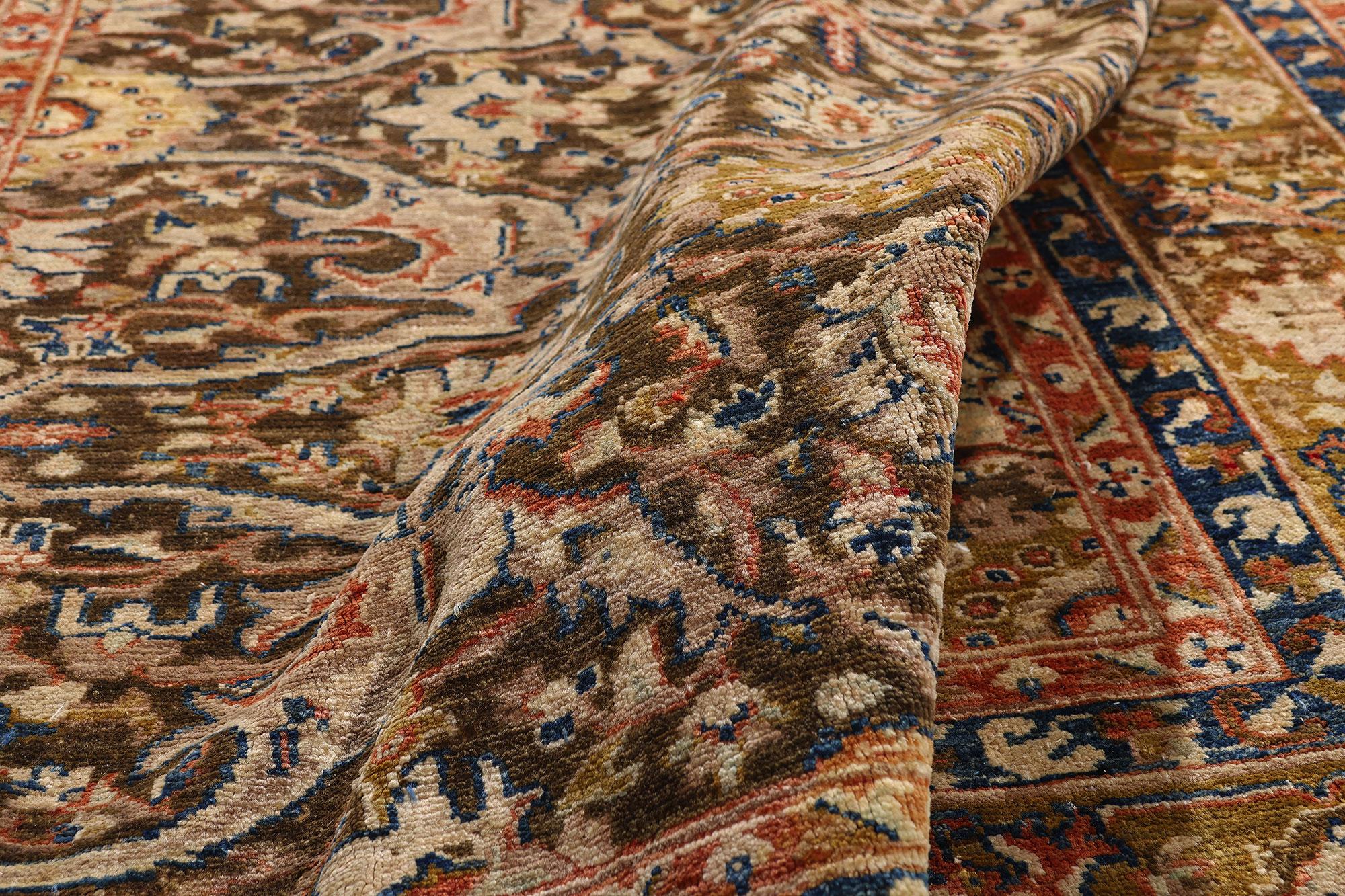Wool Vintage Pakistani Malayer Carpet with Traditional Style For Sale